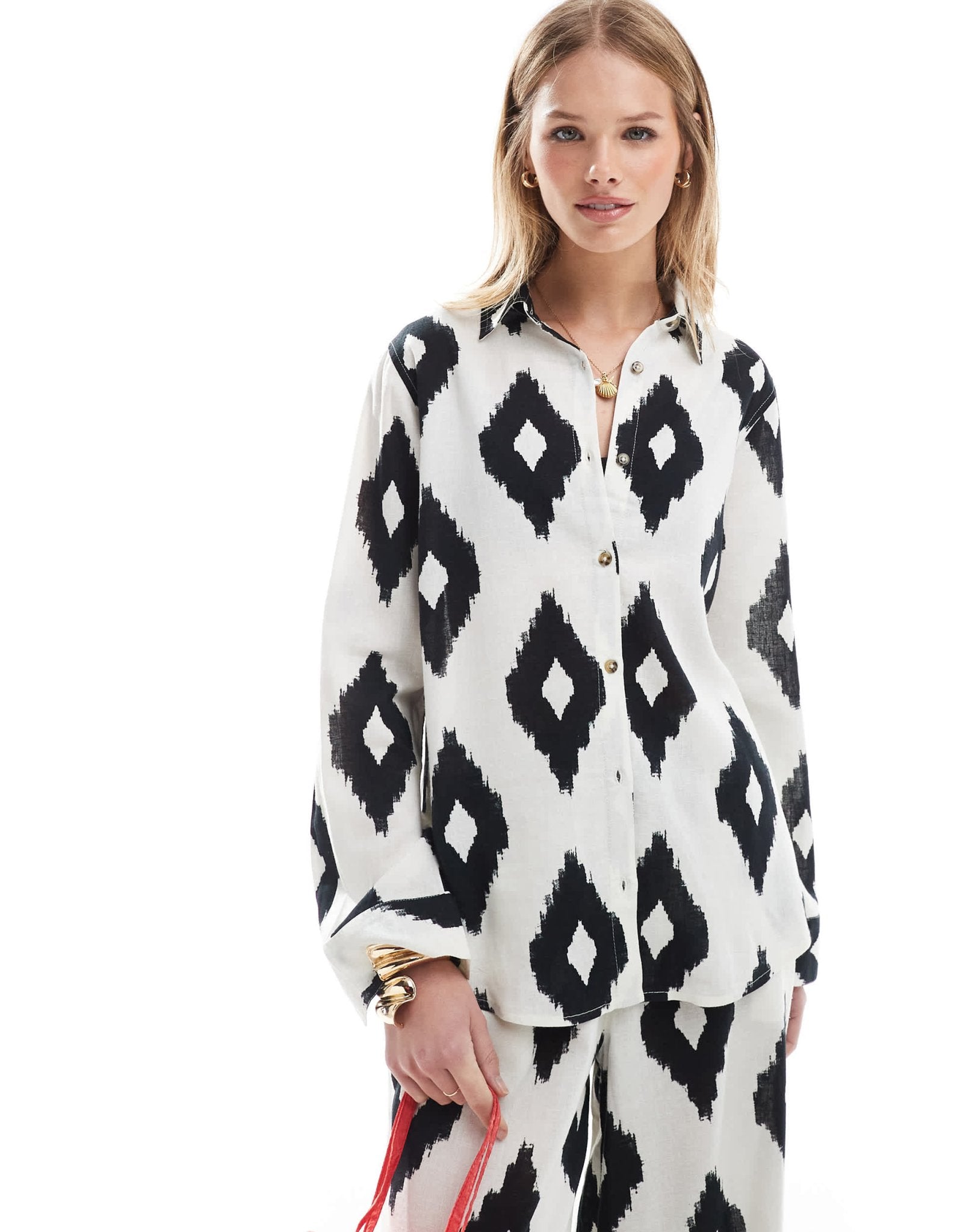 Accesorize mono print oversized beach shirt - ASOS Sample Sale