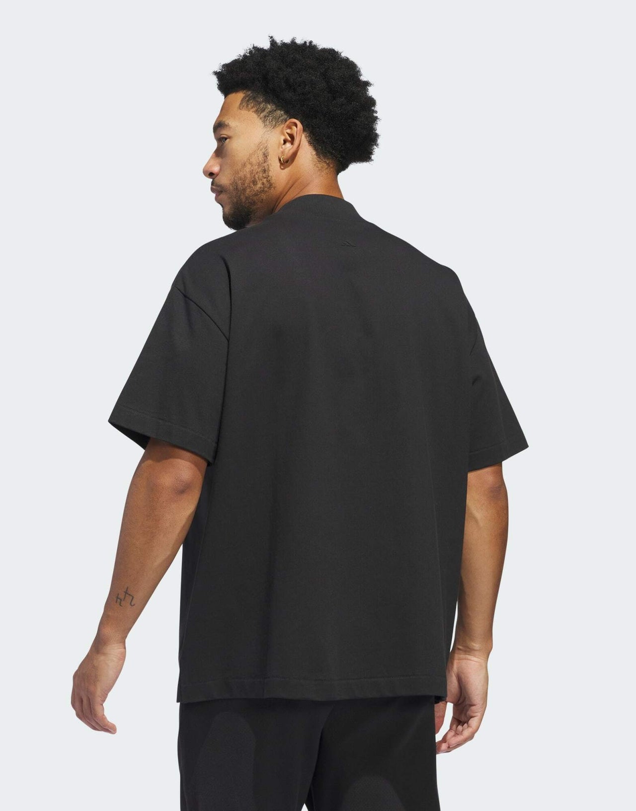 adidas Basketball short sleeve tee in black - ASOS Sample Sale