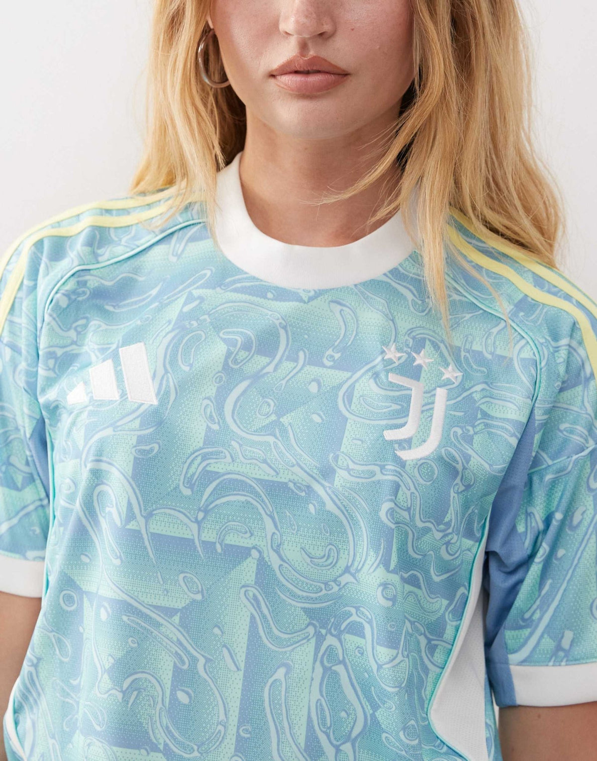 adidas Football Juventus 25/26 away jersey in blue - ASOS Sample Sale