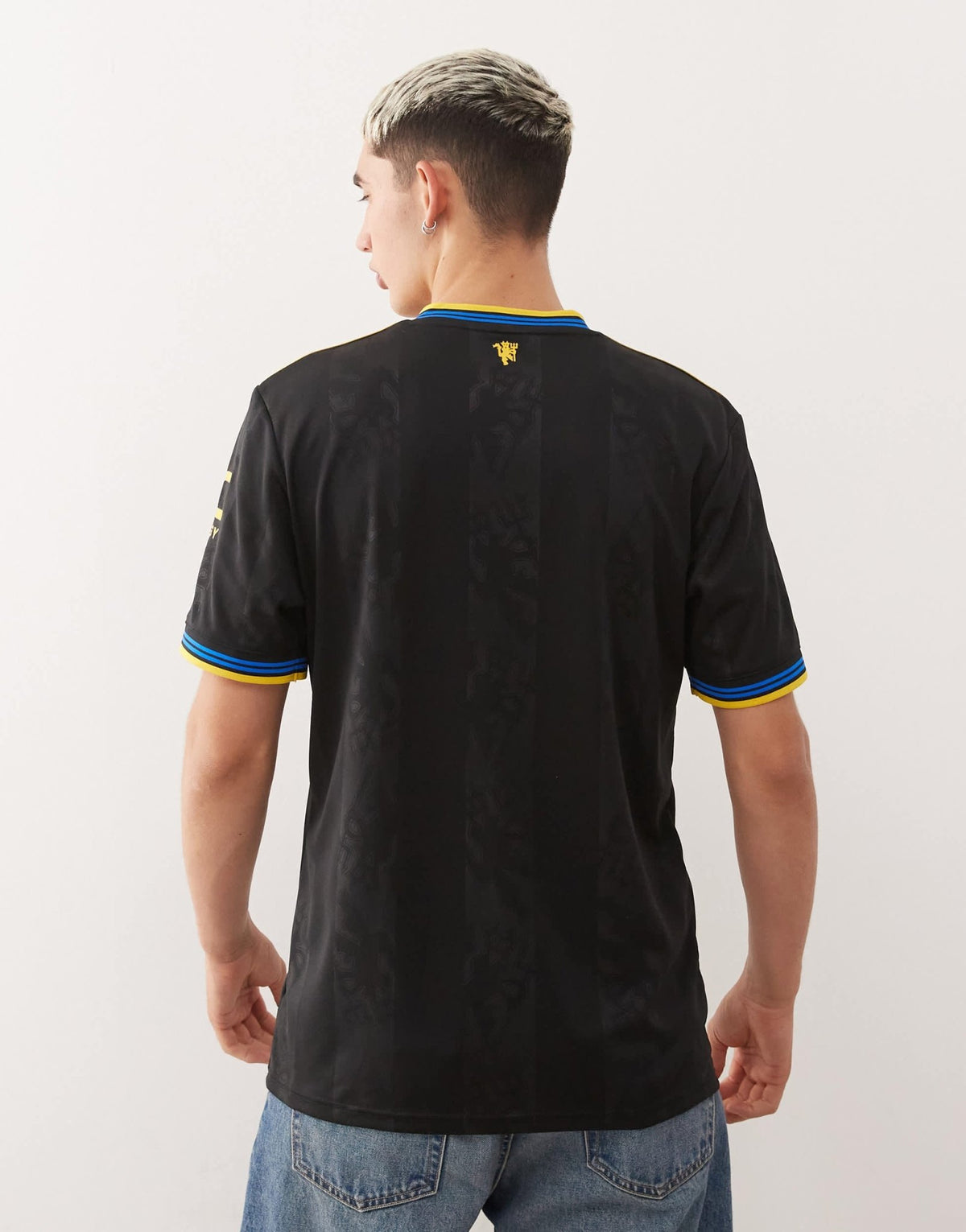 adidas Football Manchester United 25/26 third jersey in black and gold - ASOS Sample Sale
