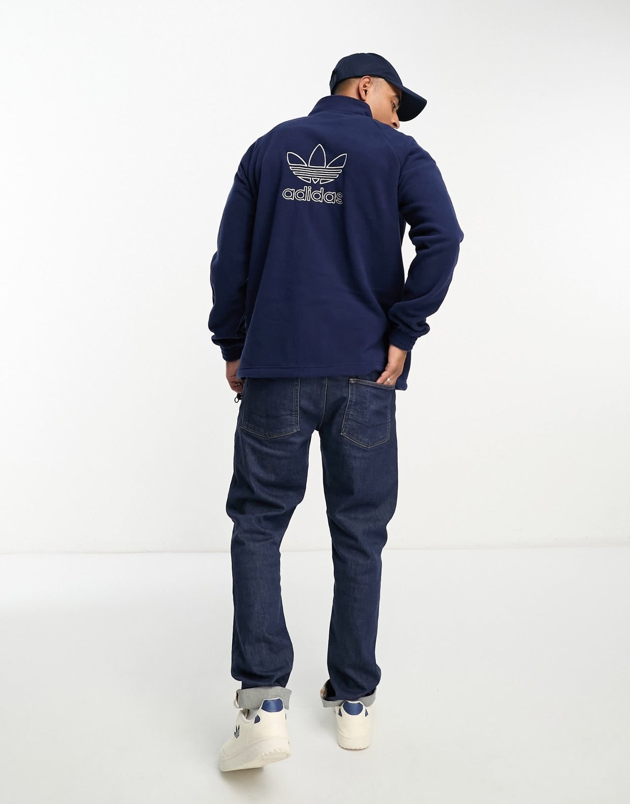 adidas Originals Adicolor fleece in navy - ASOS Sample Sale