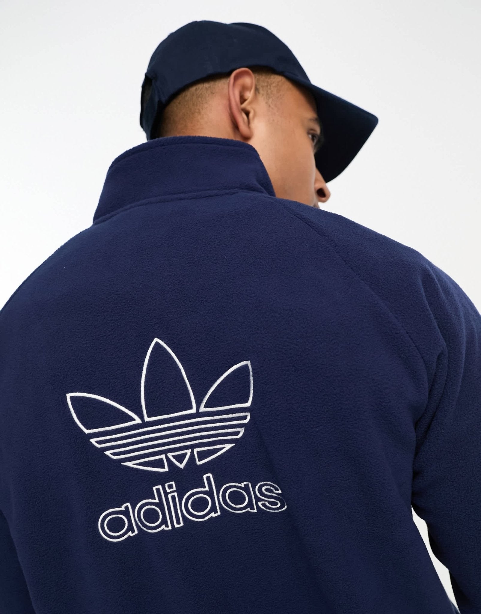 adidas Originals Adicolor fleece in navy - ASOS Sample Sale