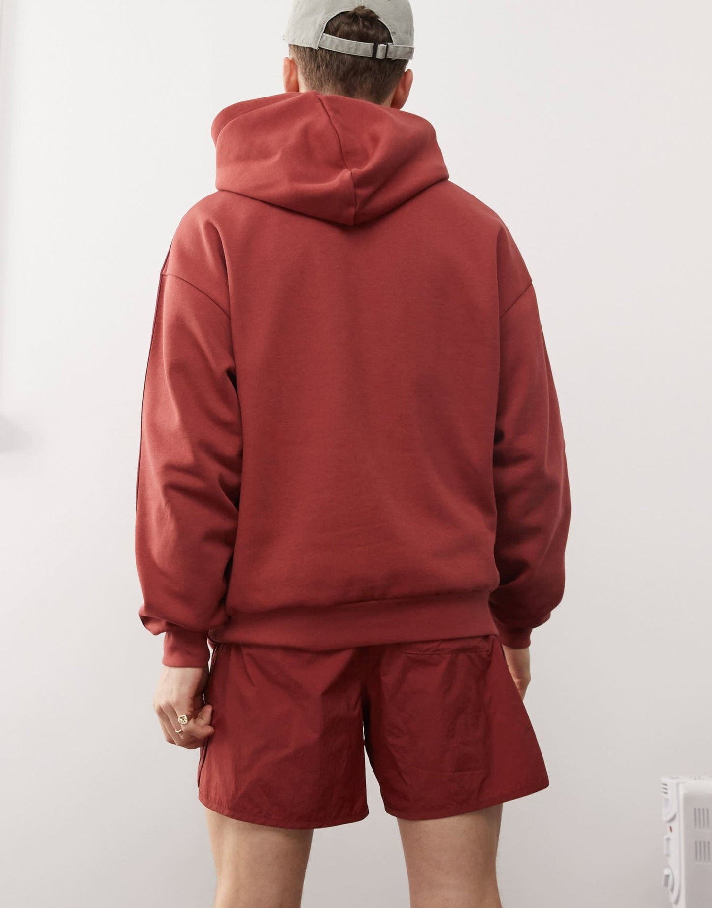 adidas Originals Adicolor sprinter shorts in burgundy - ASOS Sample Sale