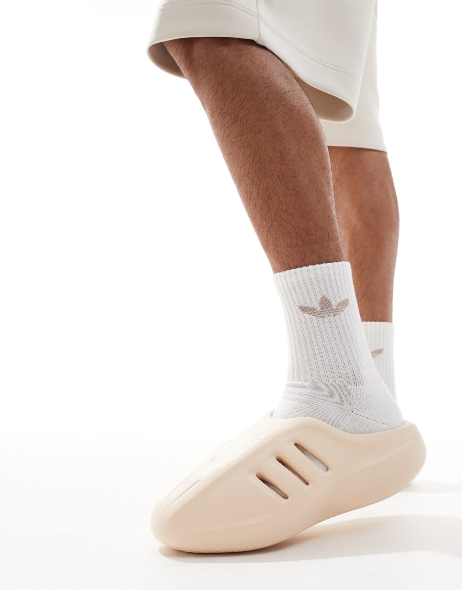 adidas Originals adiFOM IIInfinity sliders in beige - ASOS Sample Sale