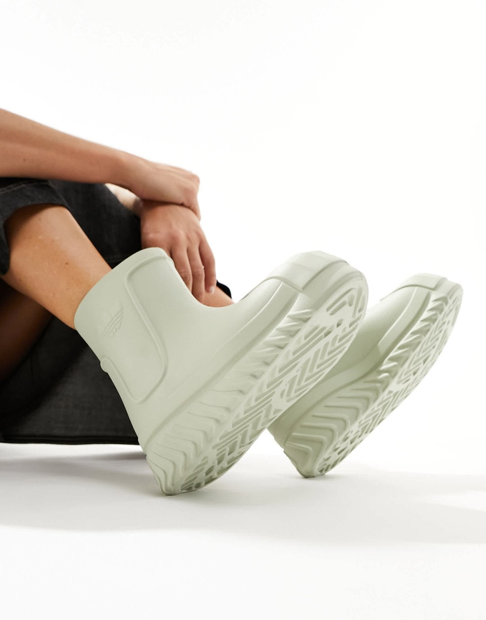 adidas Originals adiFOM Superstar boot in sage green - ASOS Sample Sale