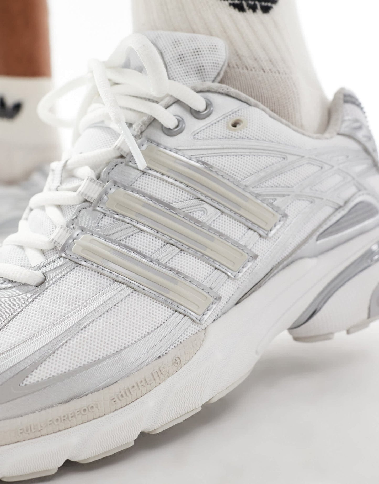 adidas Originals Adistar Cushion trainers in white - ASOS Sample Sale