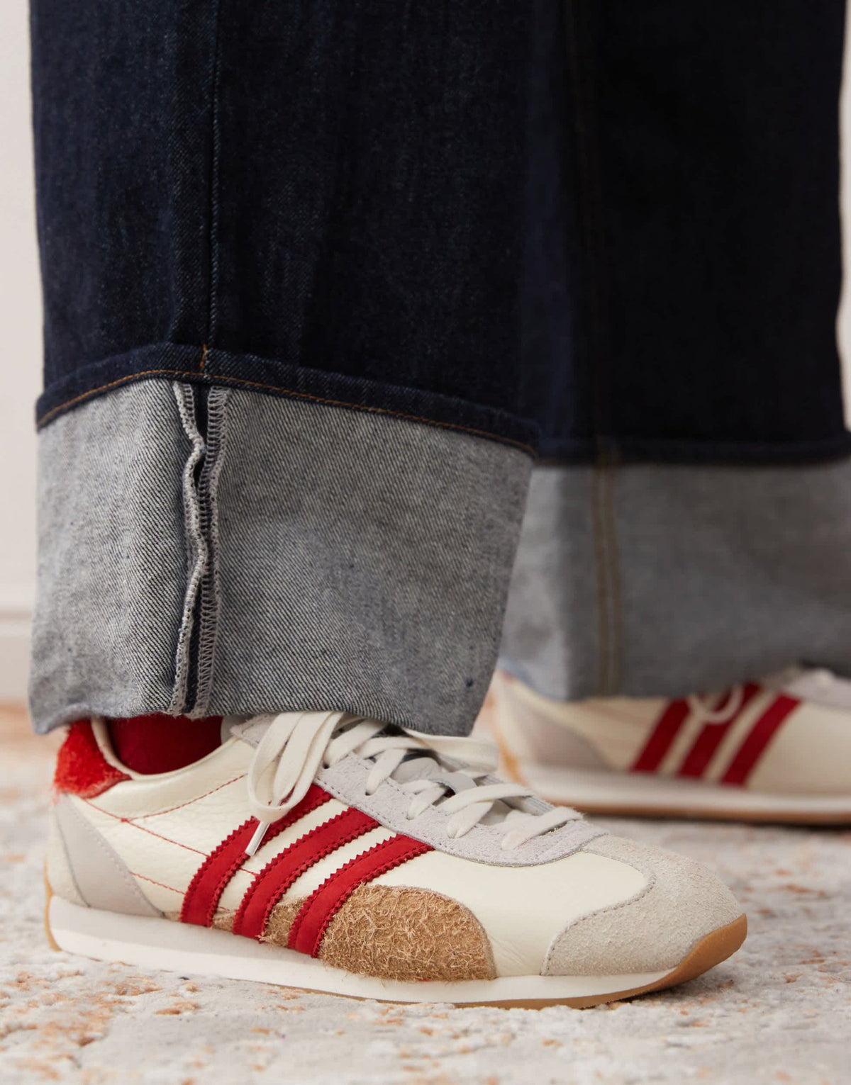 adidas Originals Country OG trainers in white and red - ASOS Sample Sale