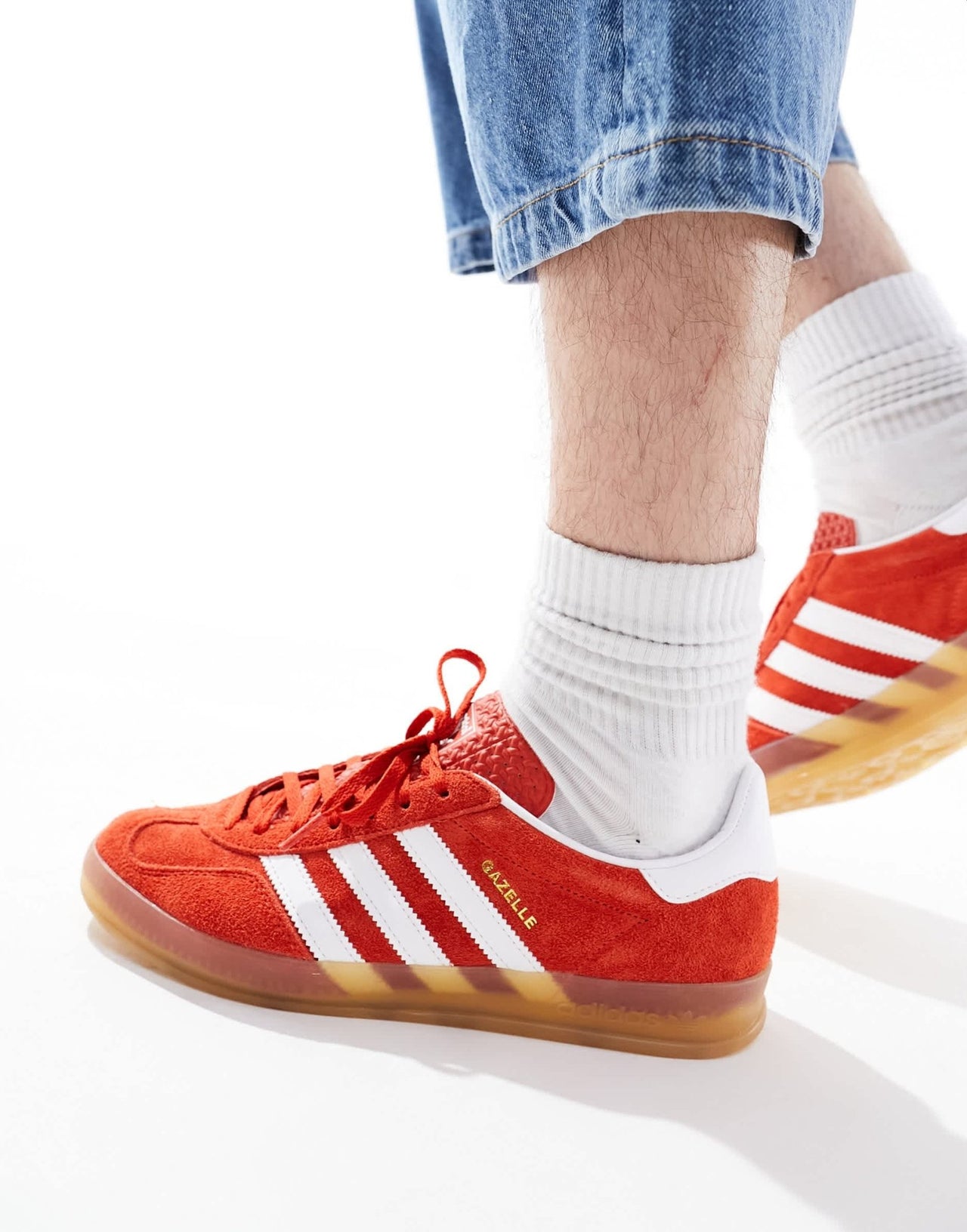 adidas Originals Gazelle Indoor trainers in red with gum sole - ASOS Sample Sale
