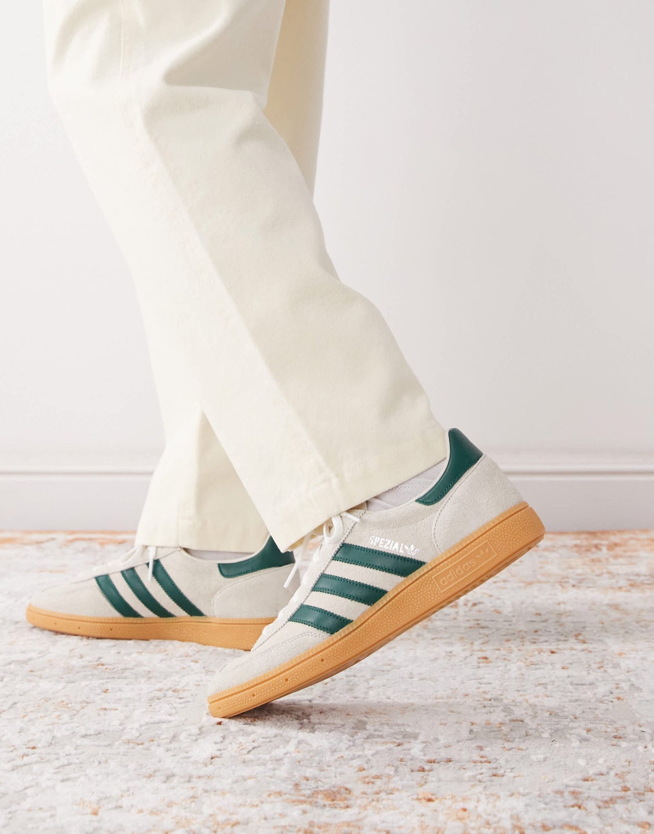 adidas Originals Handball Spezial trainers in cream and green - ASOS Sample Sale