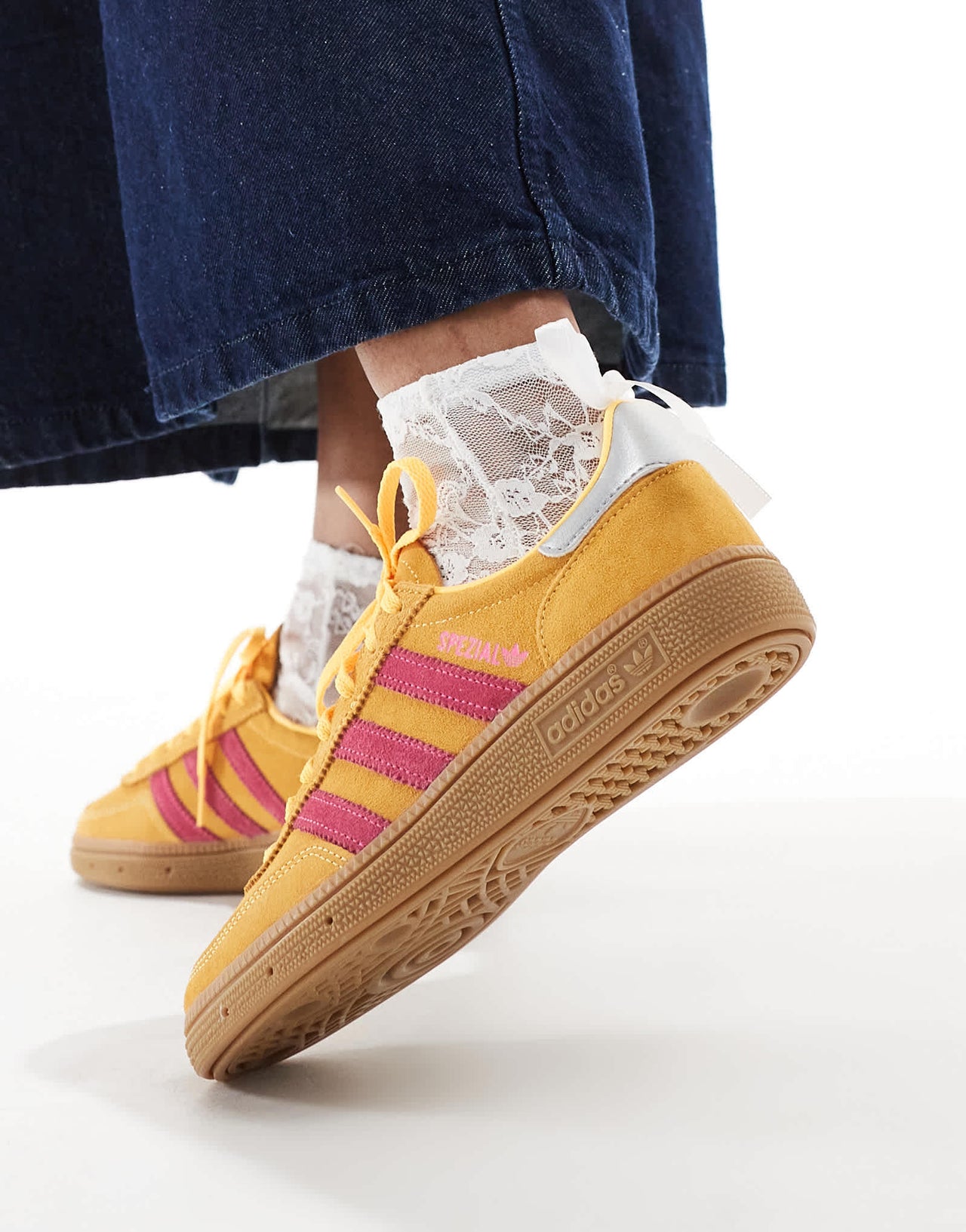 adidas Originals Handball Spezial trainers in yellow and pink with gum sole - ASOS Sample Sale