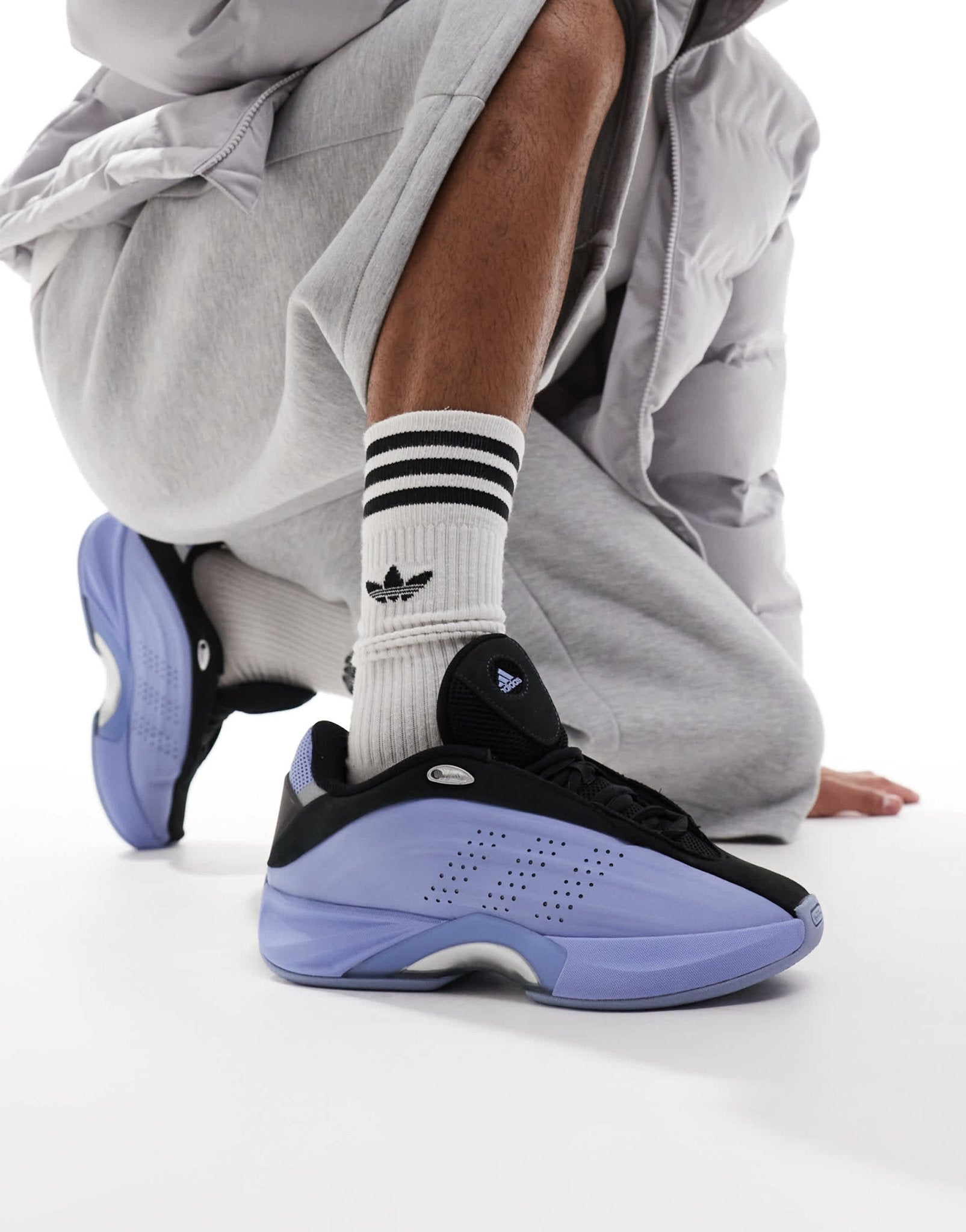 adidas Originals IIInfinity 130 trainers in blue and black - ASOS Sample Sale
