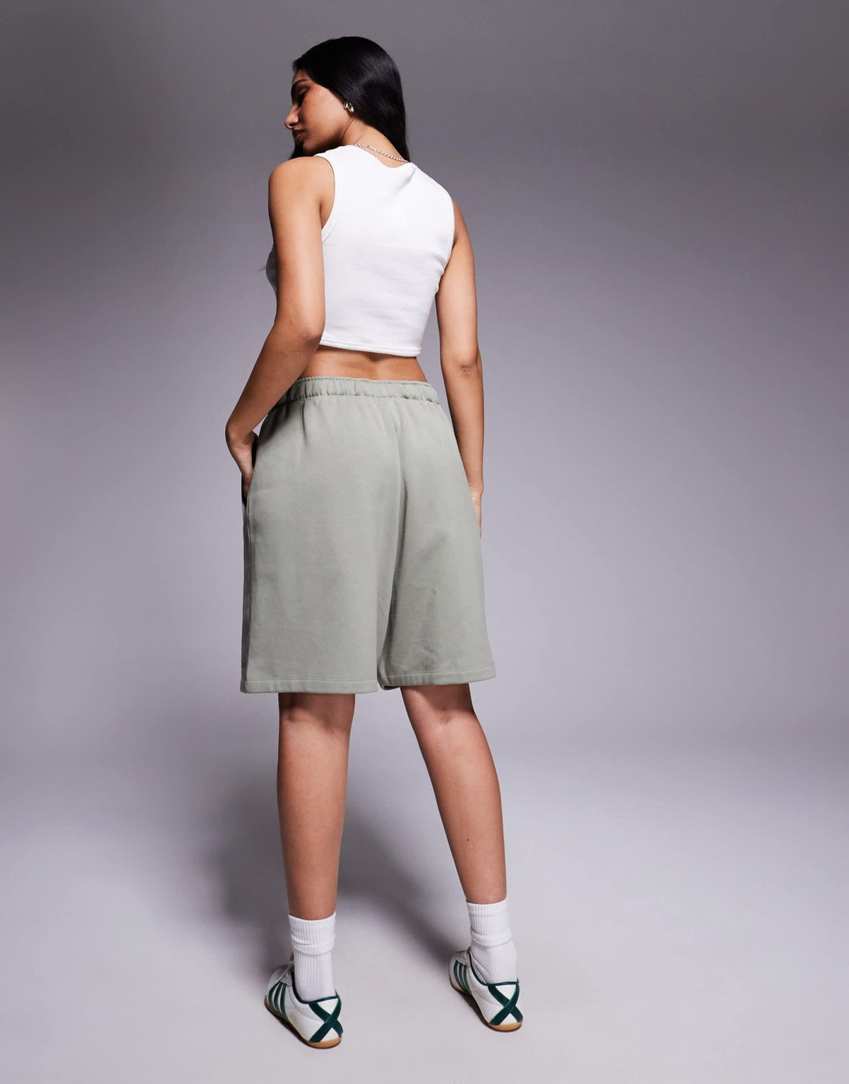 adidas Originals linear logo sweat shorts in khaki - ASOS Sample Sale