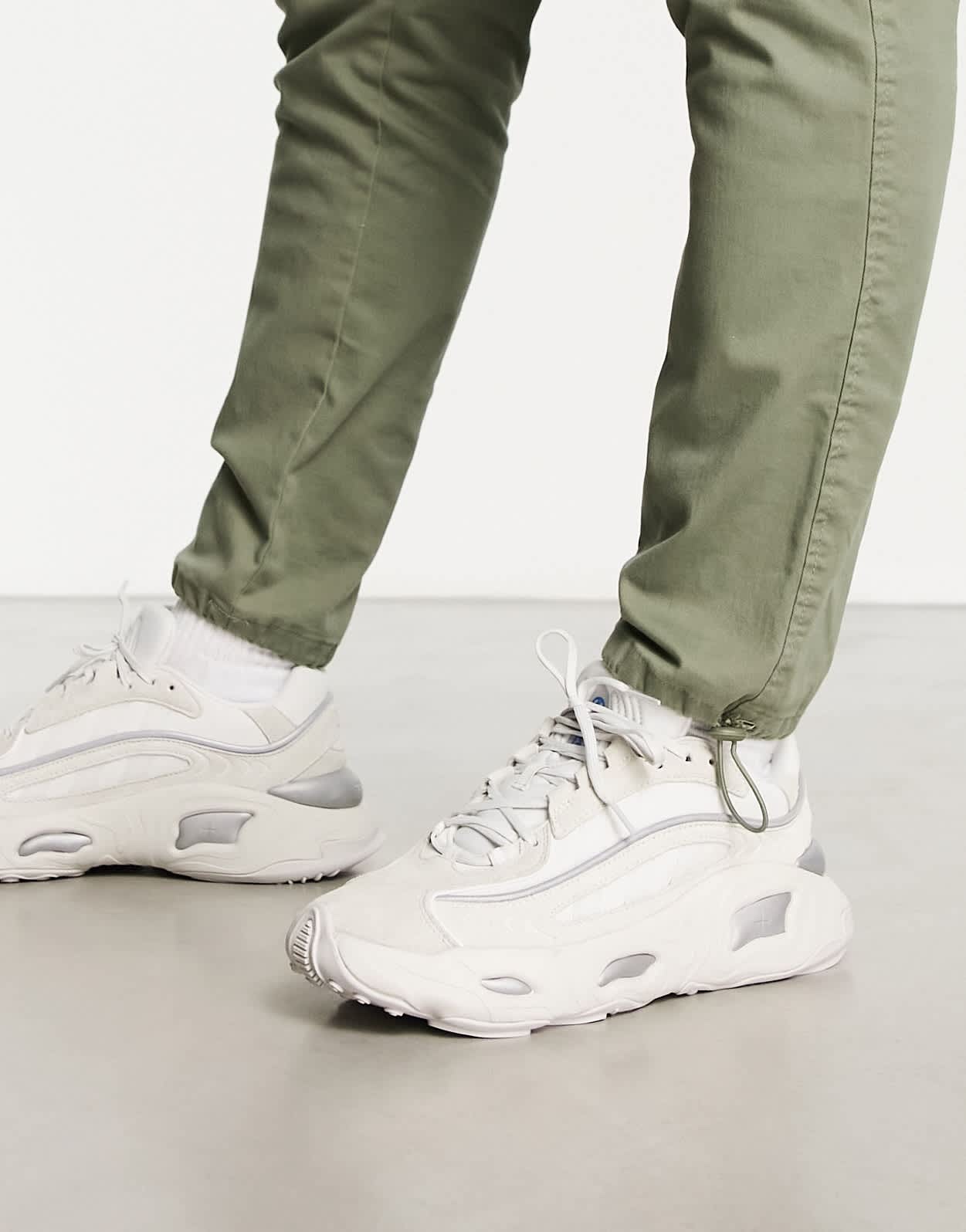 adidas Originals Oznova trainers in silver white - ASOS Sample Sale