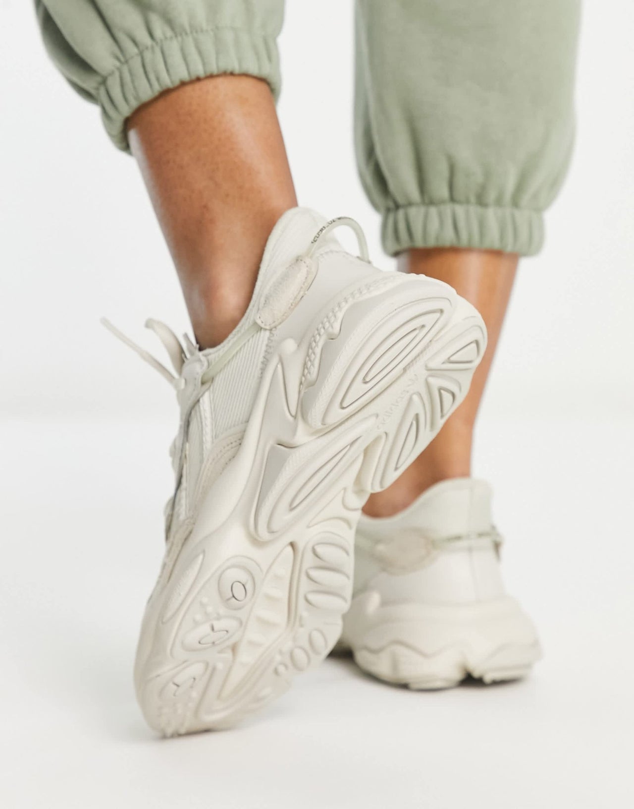 adidas Originals Ozweego trainers in beige - ASOS Sample Sale