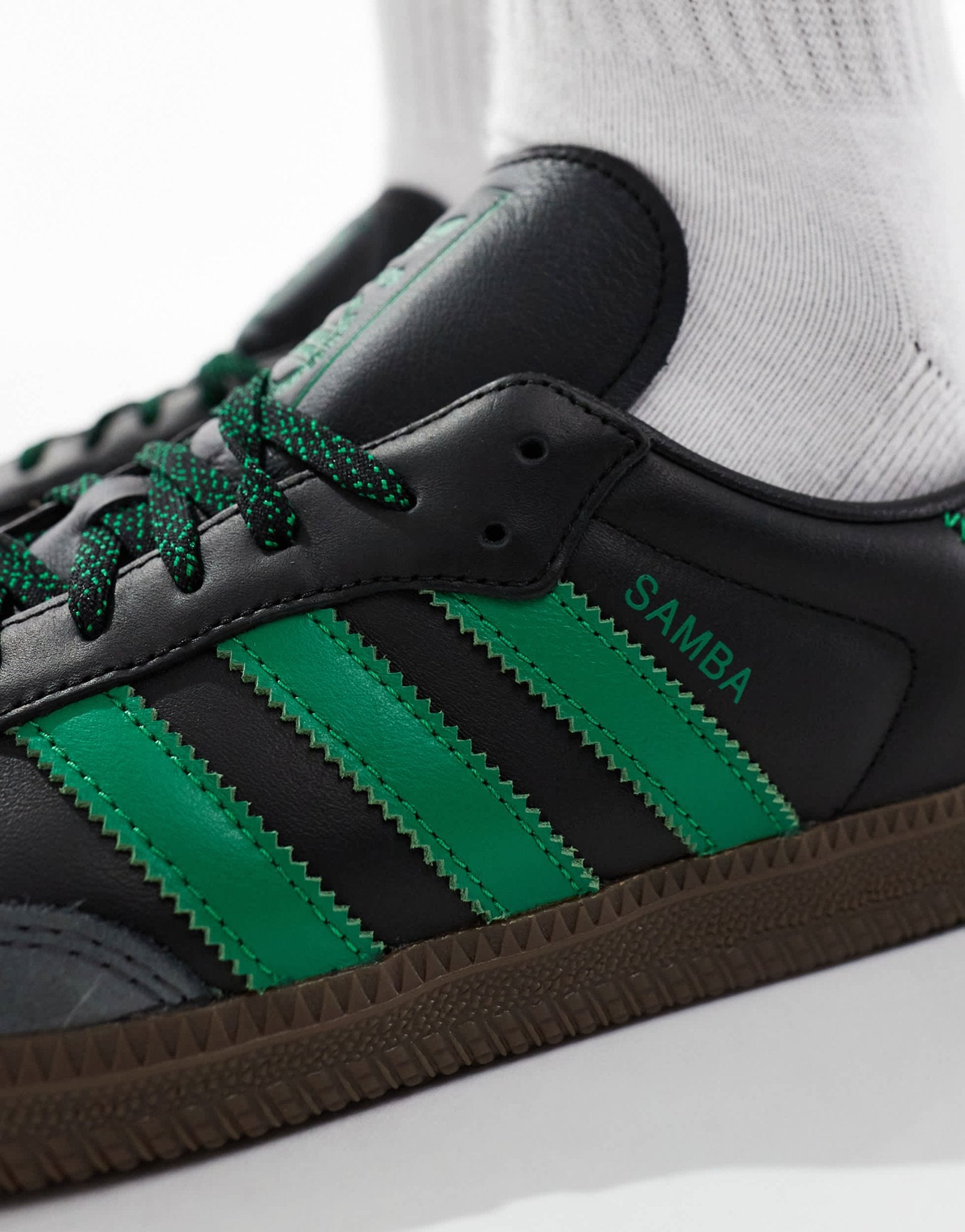 adidas Originals Samba OG in black and green - ASOS Sample Sale