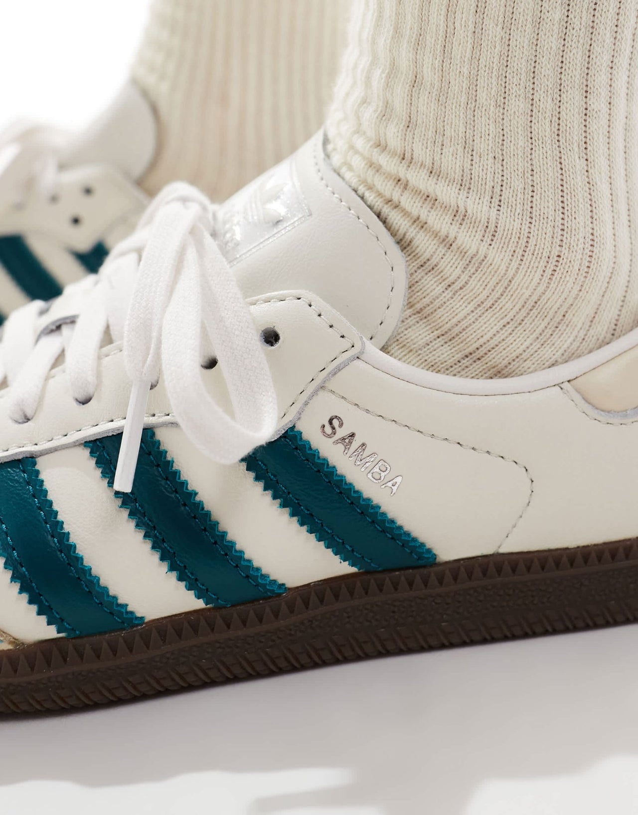 adidas Originals Samba OG in white and teal - ASOS Sample Sale