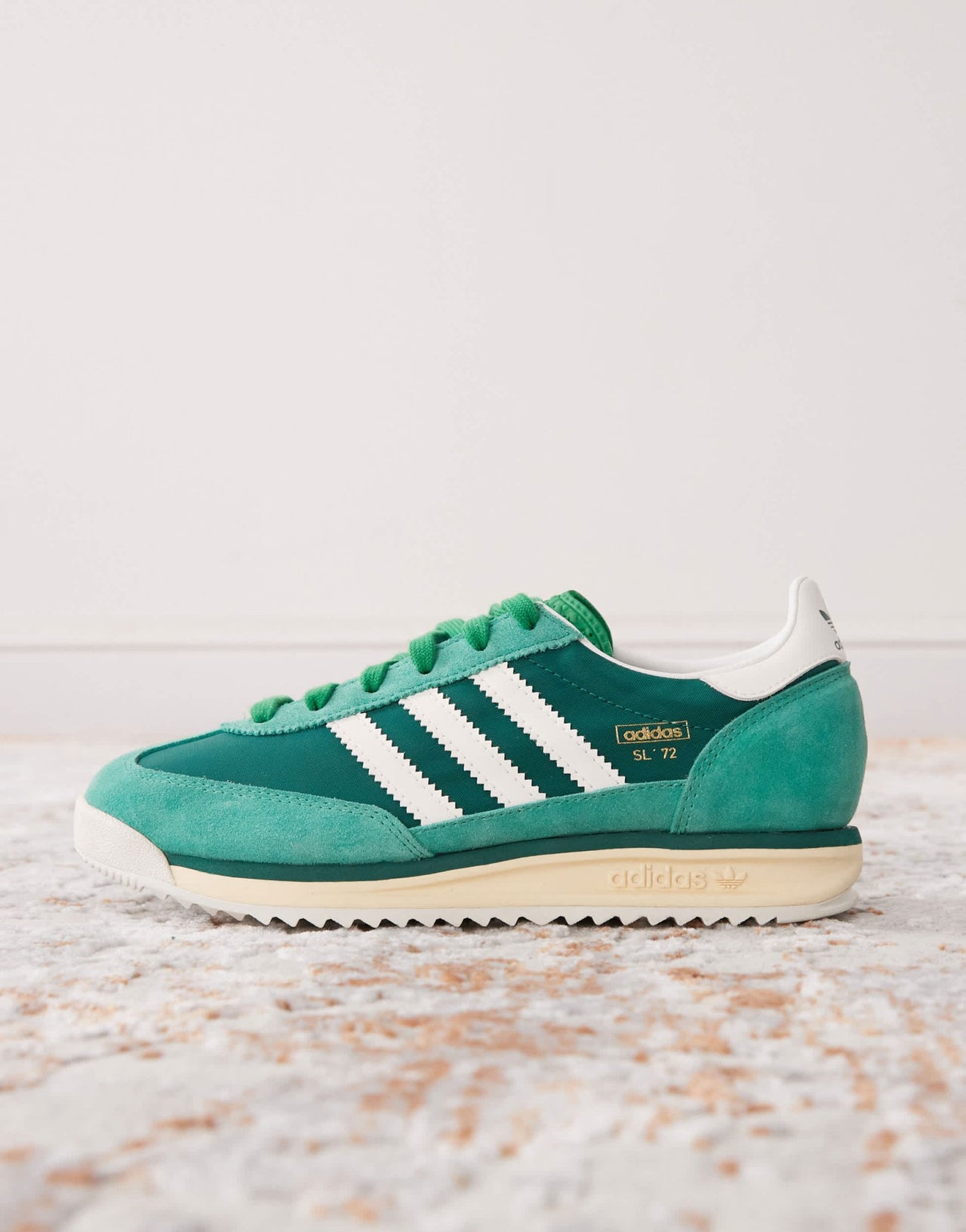 adidas Originals SL 72 RS trainers in green and white - ASOS Sample Sale