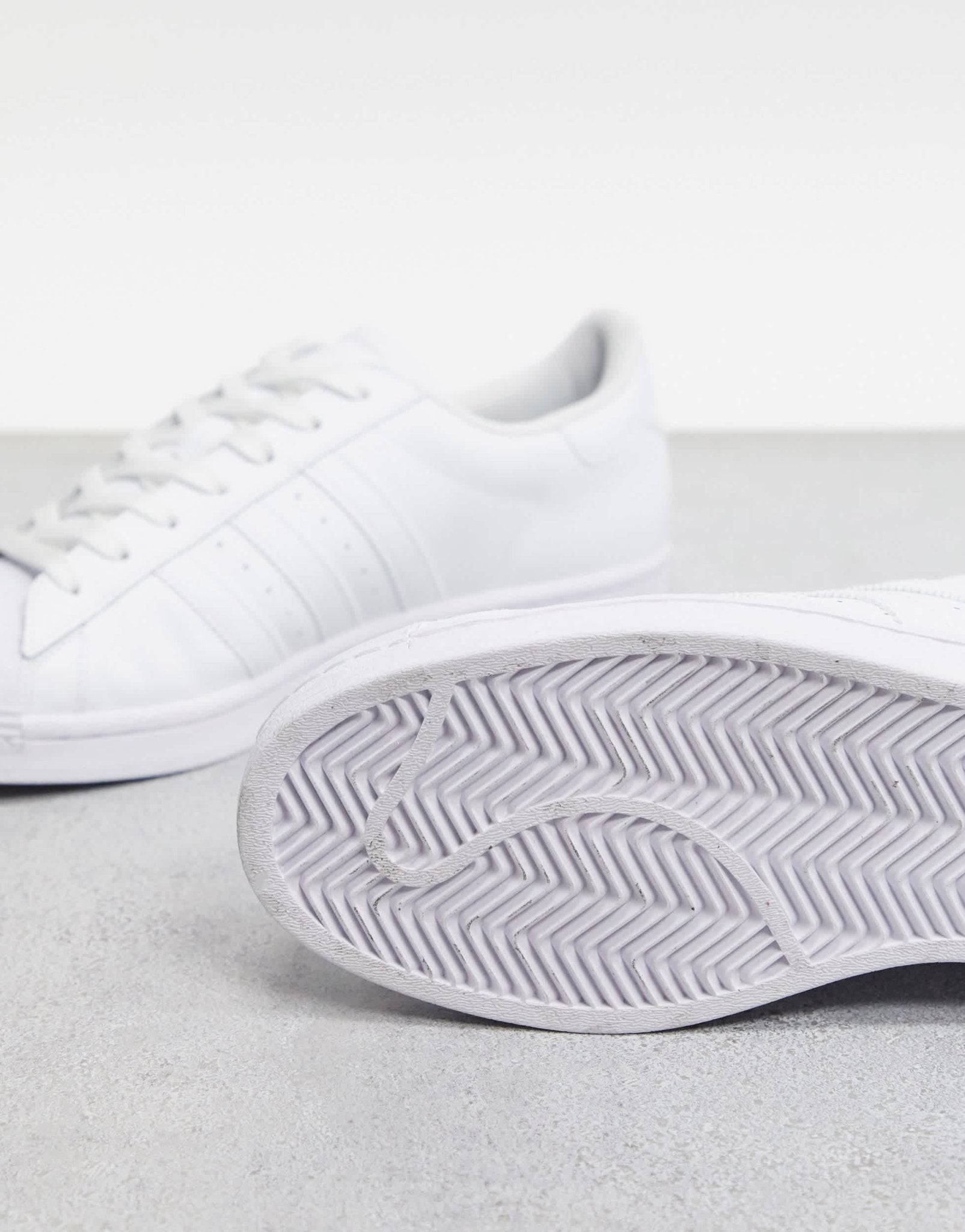 adidas Originals Superstar trainers in triple white - ASOS Sample Sale