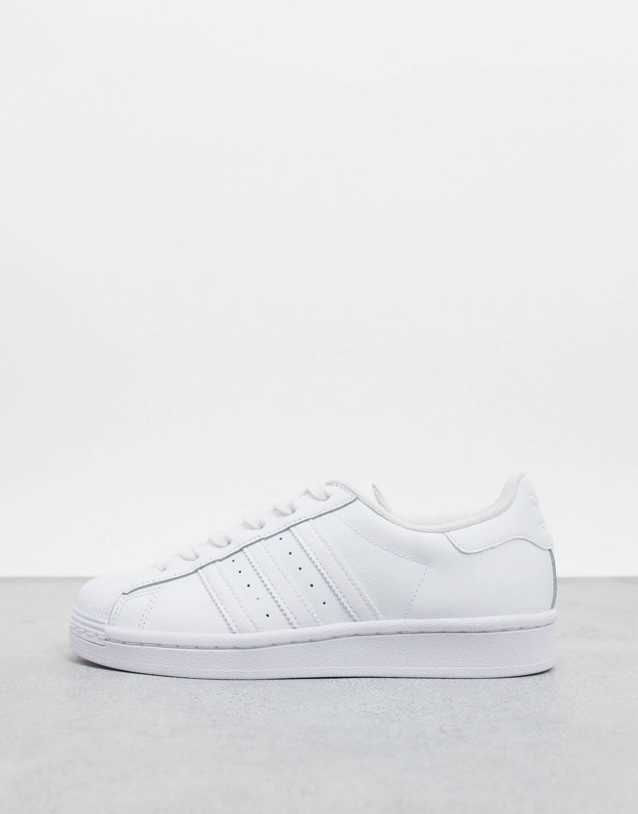 adidas Originals Superstar trainers in triple white - ASOS Sample Sale