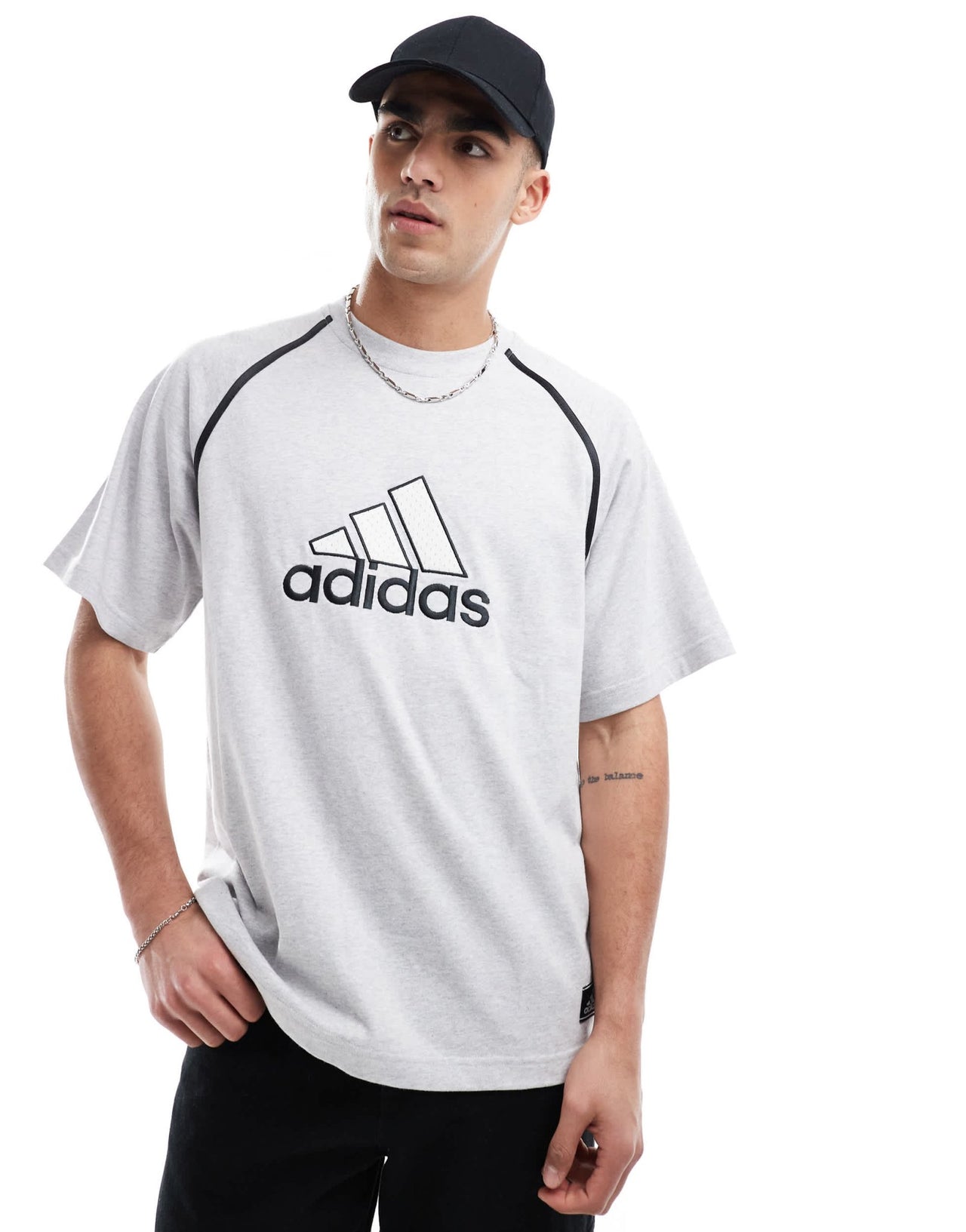 adidas Originals t-shirt in grey with contrast badge graphic - ASOS Sample Sale