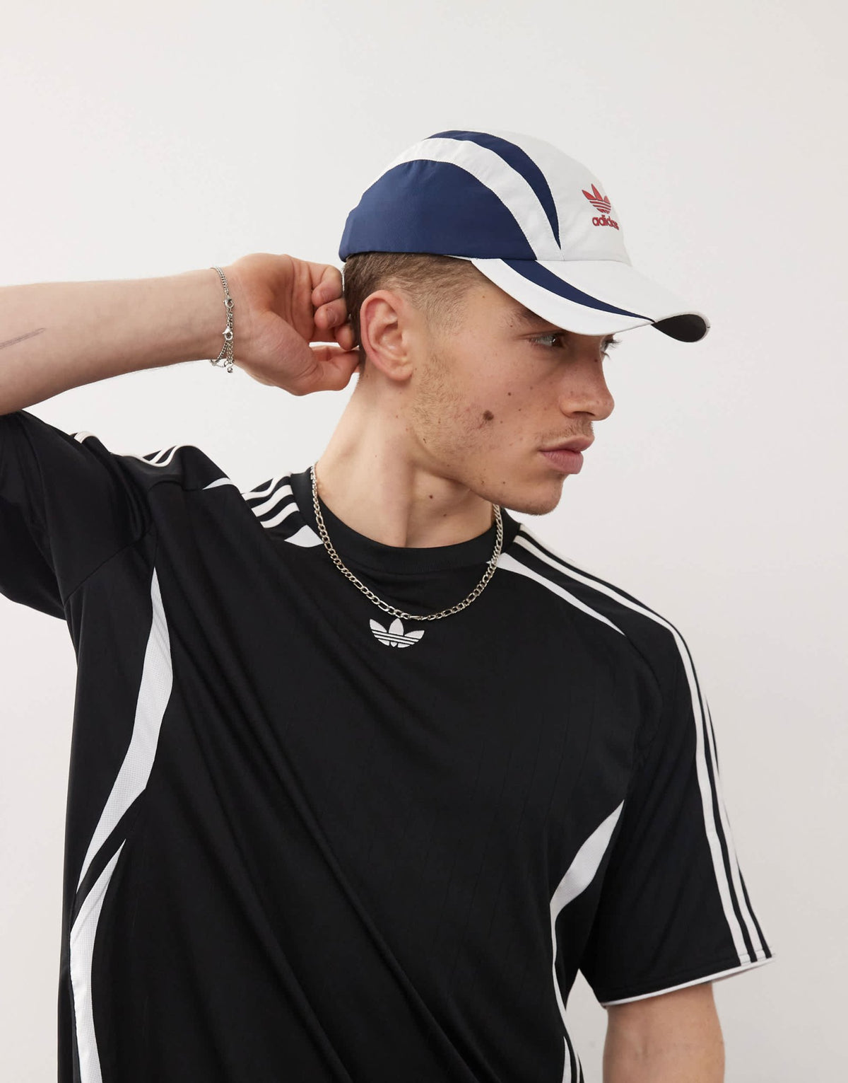 adidas Originals Teamgeist t-shirt in black - ASOS Sample Sale