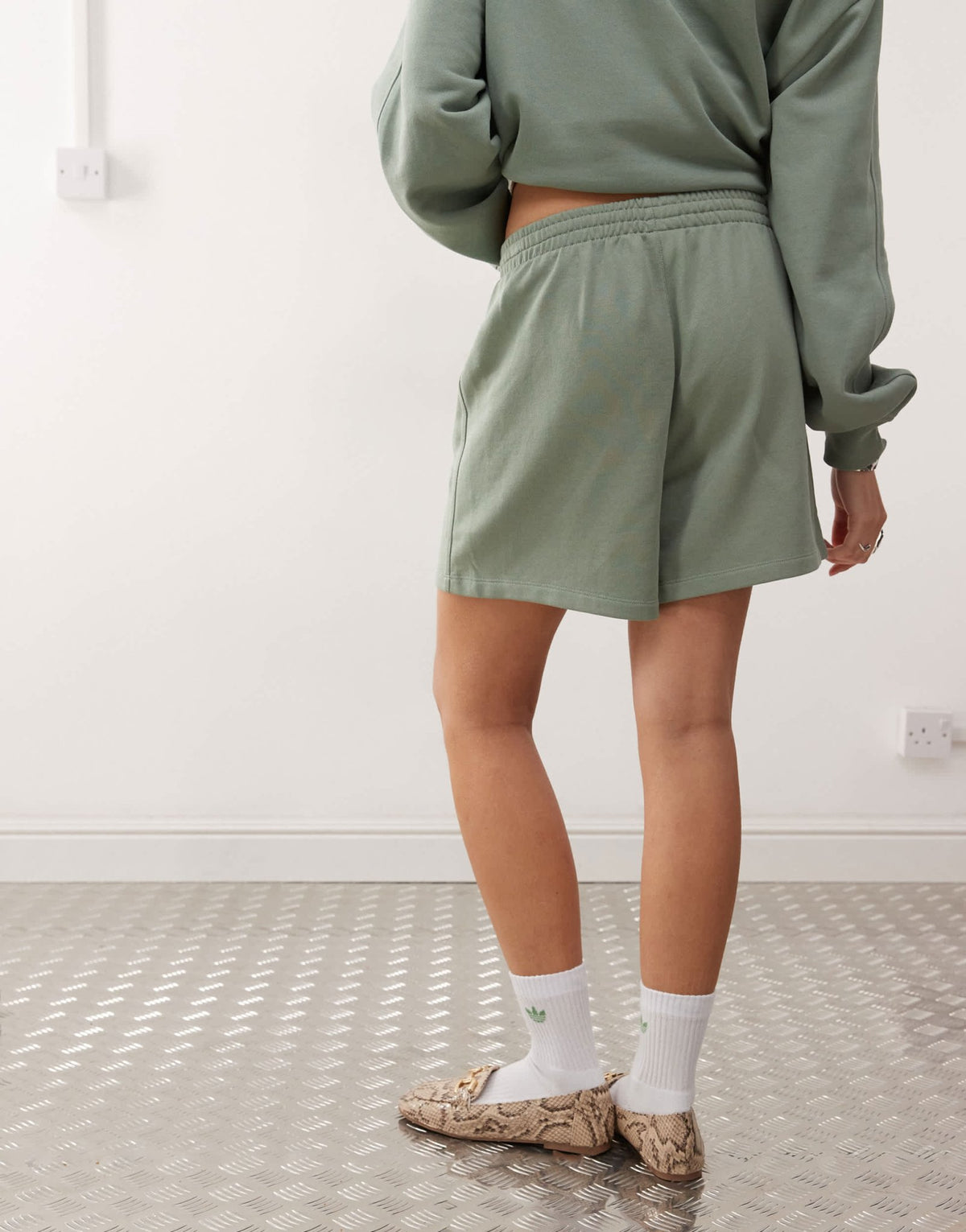 adidas Originals Trefoil Essentials jersey shorts in green - ASOS Sample Sale