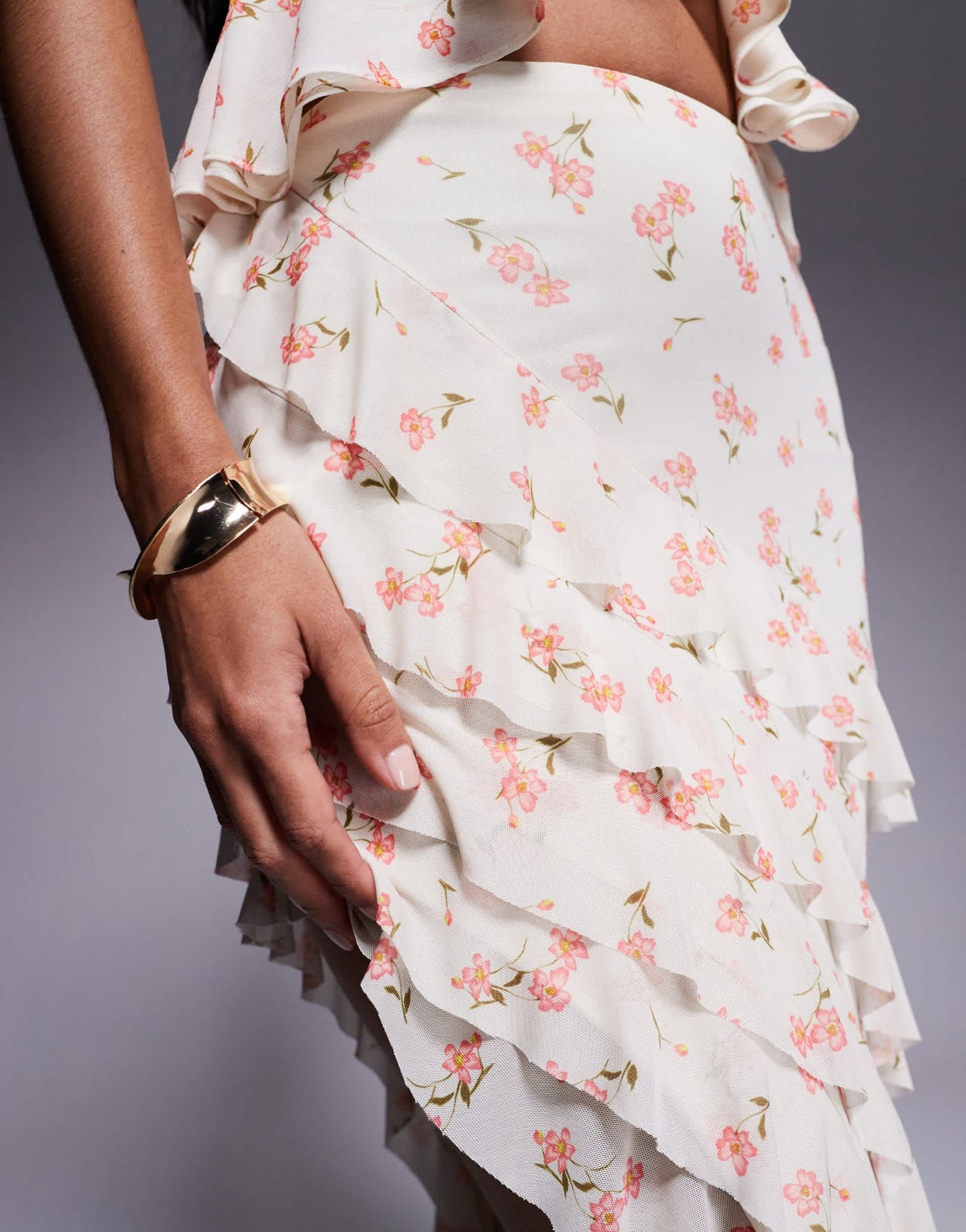AFRM asymmetrical ruffle maxi skirt in ditsy floral - ASOS Sample Sale
