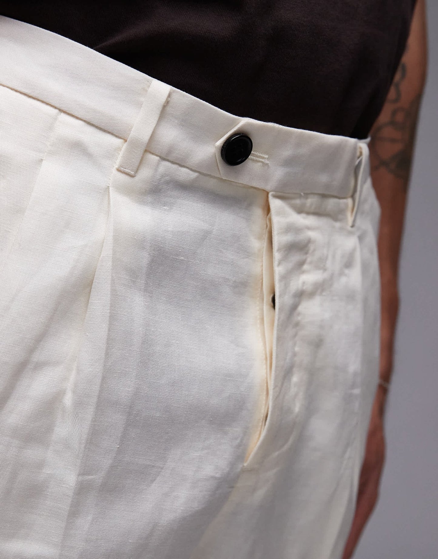 Allsaints cross tallis in wheatgrass taupe - ASOS Sample Sale
