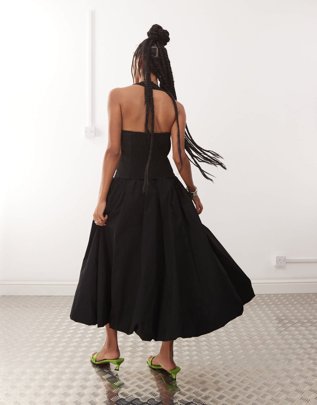 Amy Lynn Alexa tailored halter neck puffball midi dress in black - ASOS Sample Sale