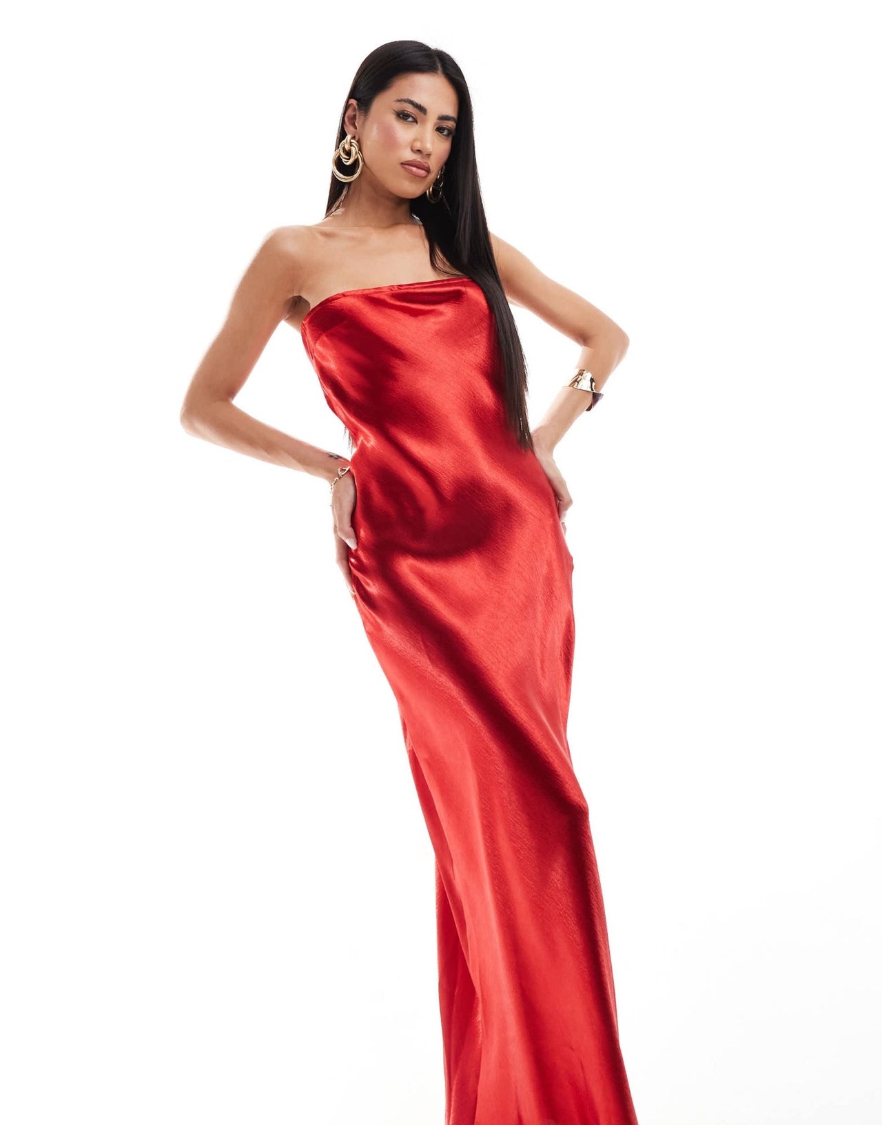 Aria Cove exclusive hammered satin bandeau open back maxi dress in red - ASOS Sample Sale