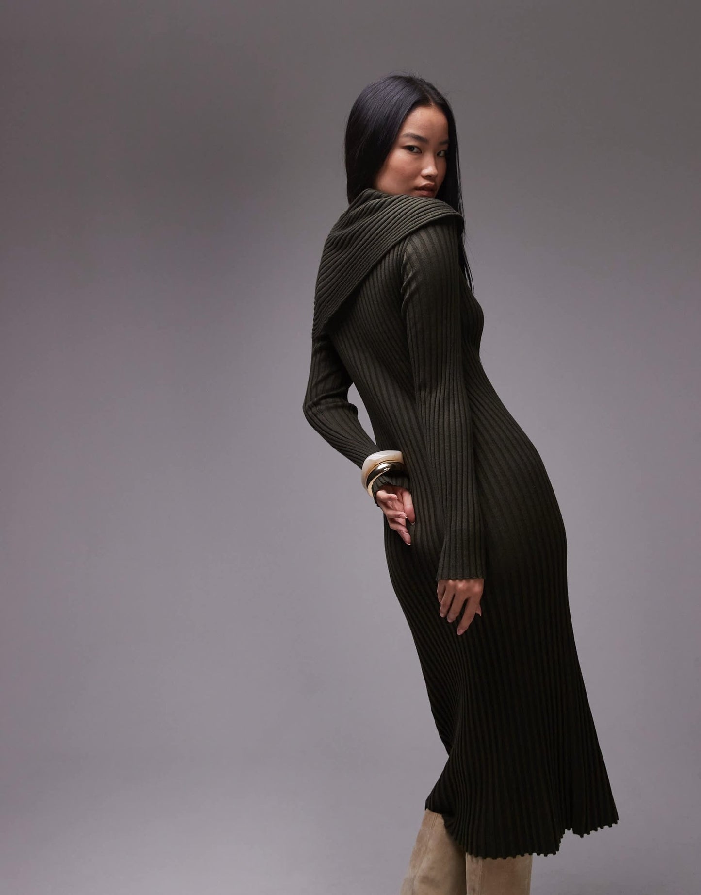 ARKET asymmetric shoulder knitted midi dress in khaki green - ASOS Sample Sale