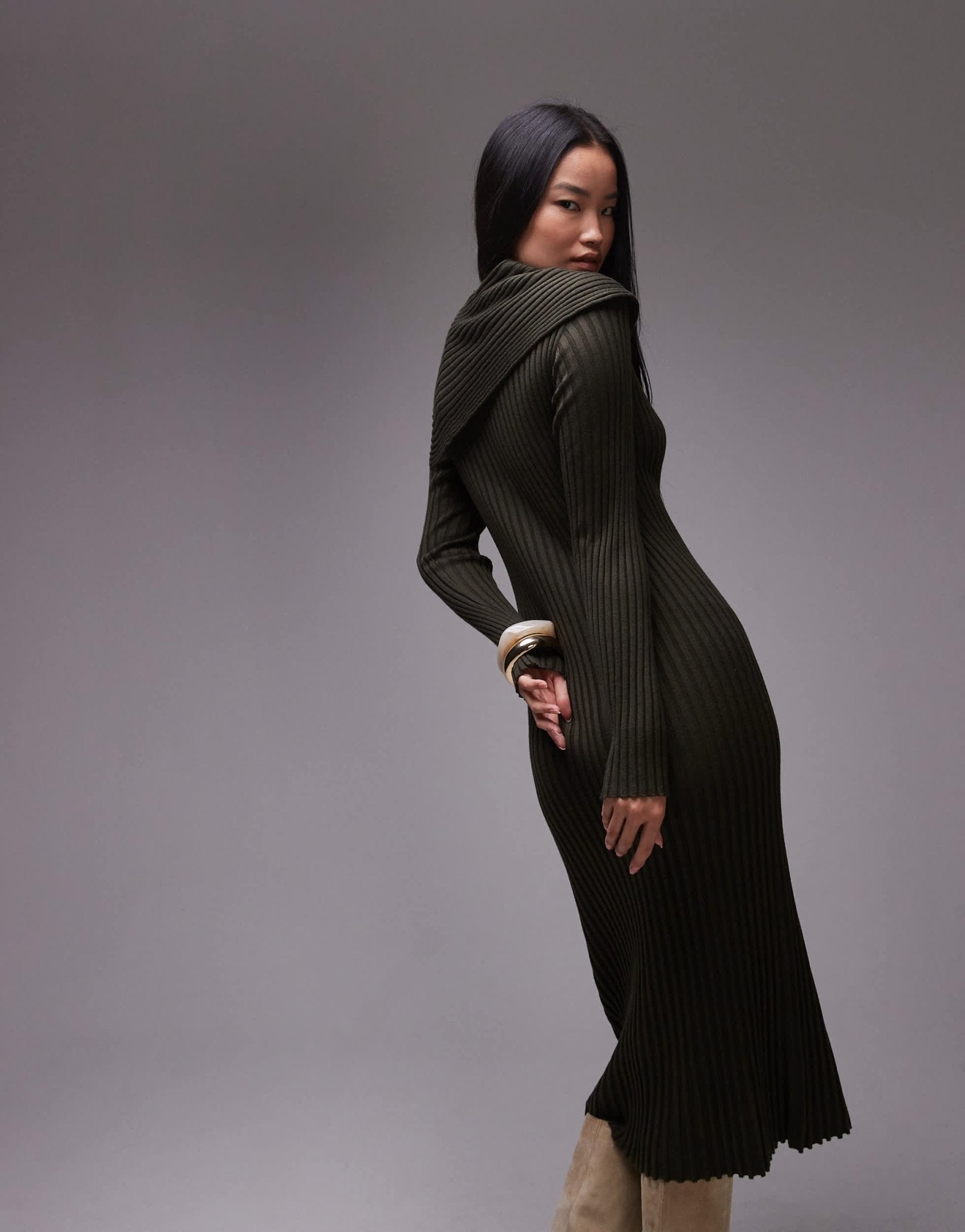 ARKET asymmetric shoulder knitted midi dress in khaki green - ASOS Sample Sale