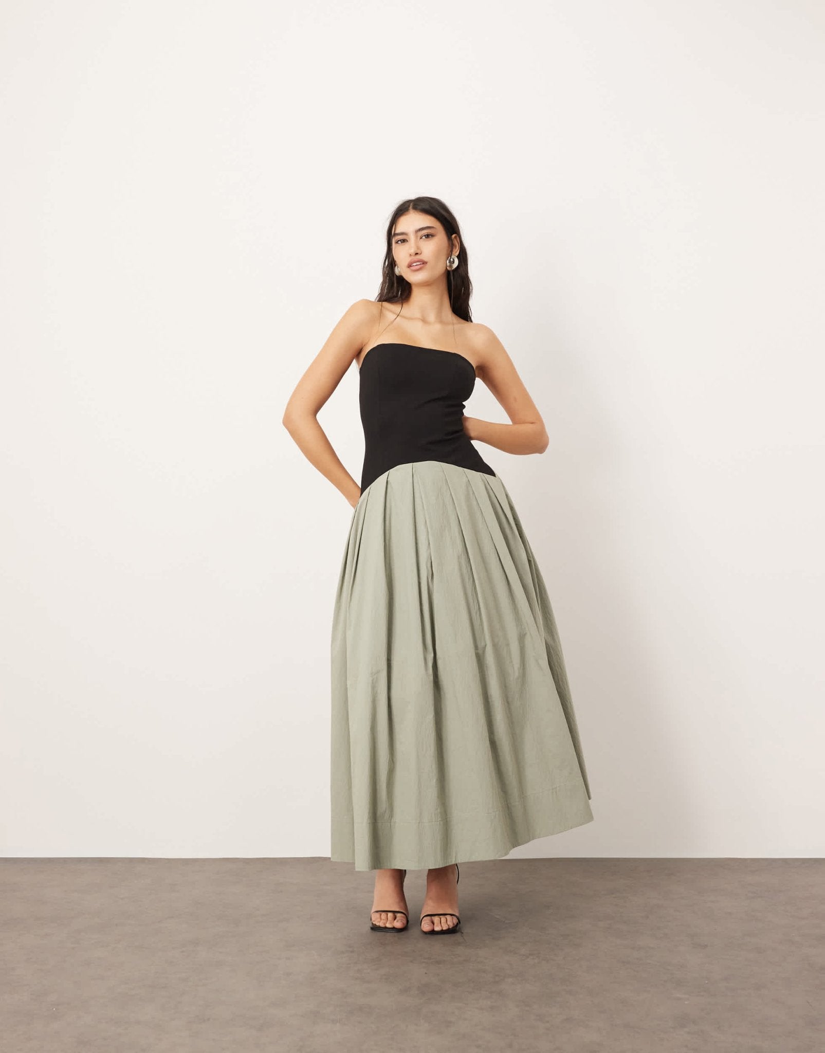 ARRANGE bandeau drop waist maxi dress with contrast detail in black and sage - ASOS Sample Sale