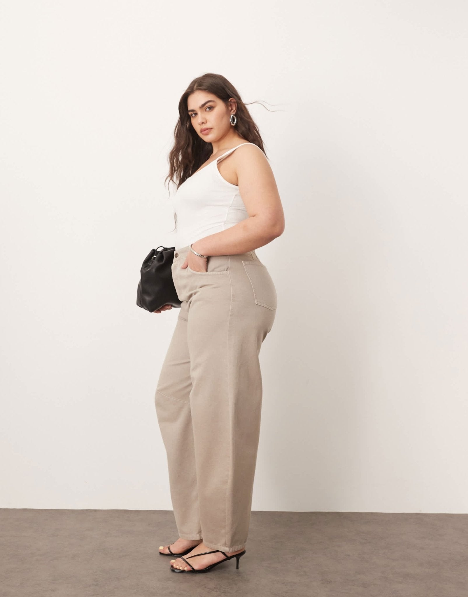 ARRANGE Curve sydney denim barrel leg jean in heather grey - ASOS Sample Sale