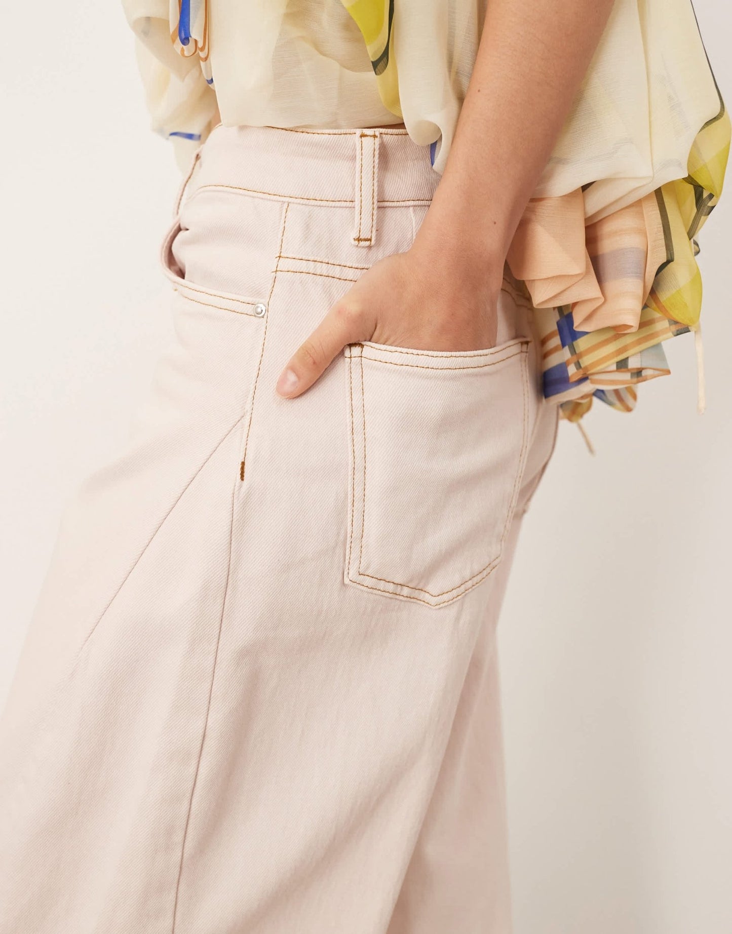 ARRANGE Eden denim barrel leg high waist jean in light pink - ASOS Sample Sale