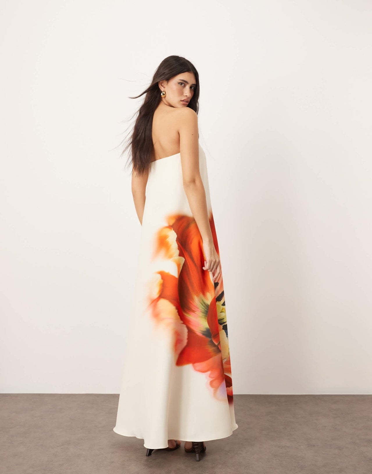 ARRANGE structured bandeau column maxi dress with internal corset in overblown floral print - ASOS Sample Sale
