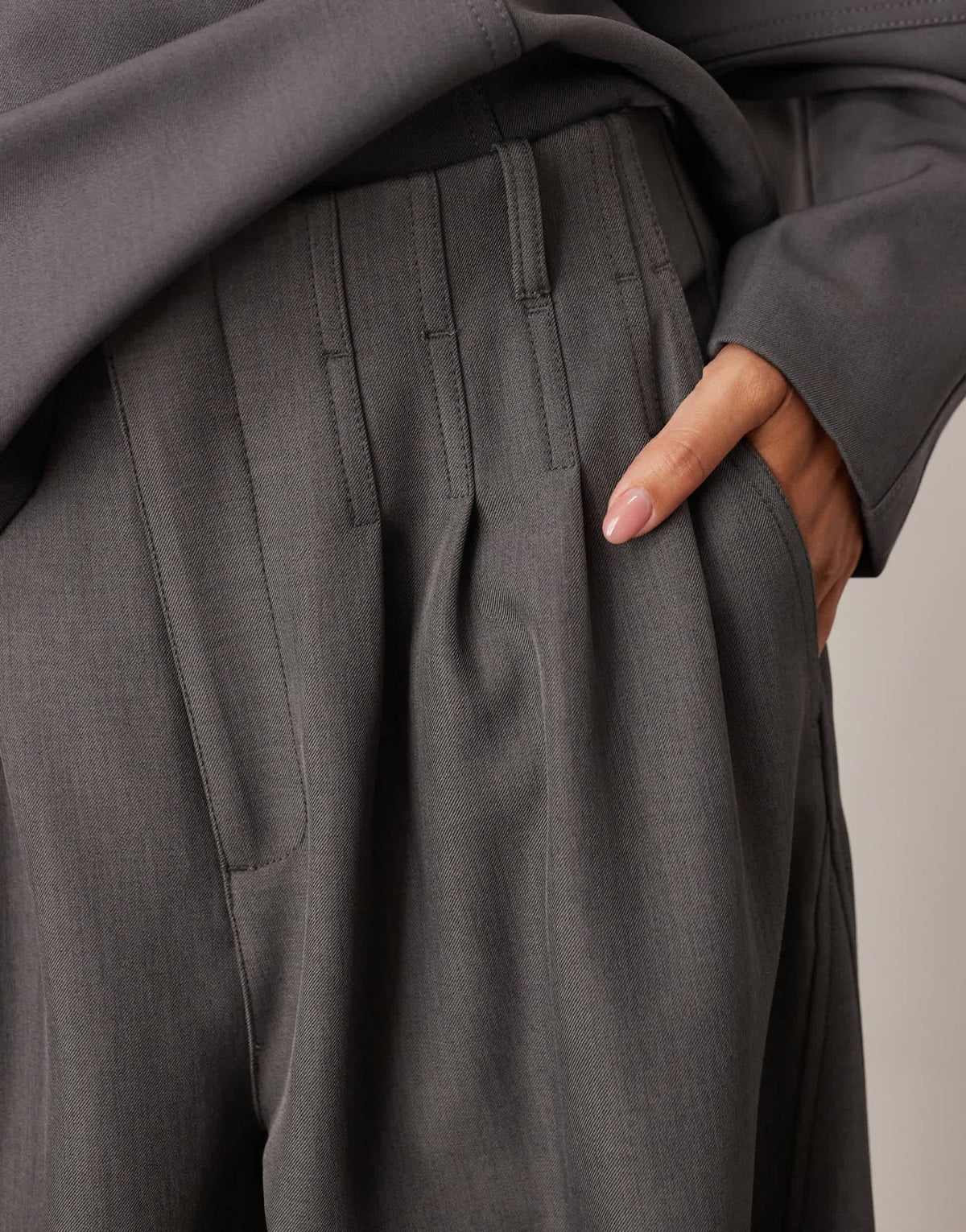 ARRANGE tailored pleated detail wide leg barrel co-ord trouser in grey - ASOS Sample Sale