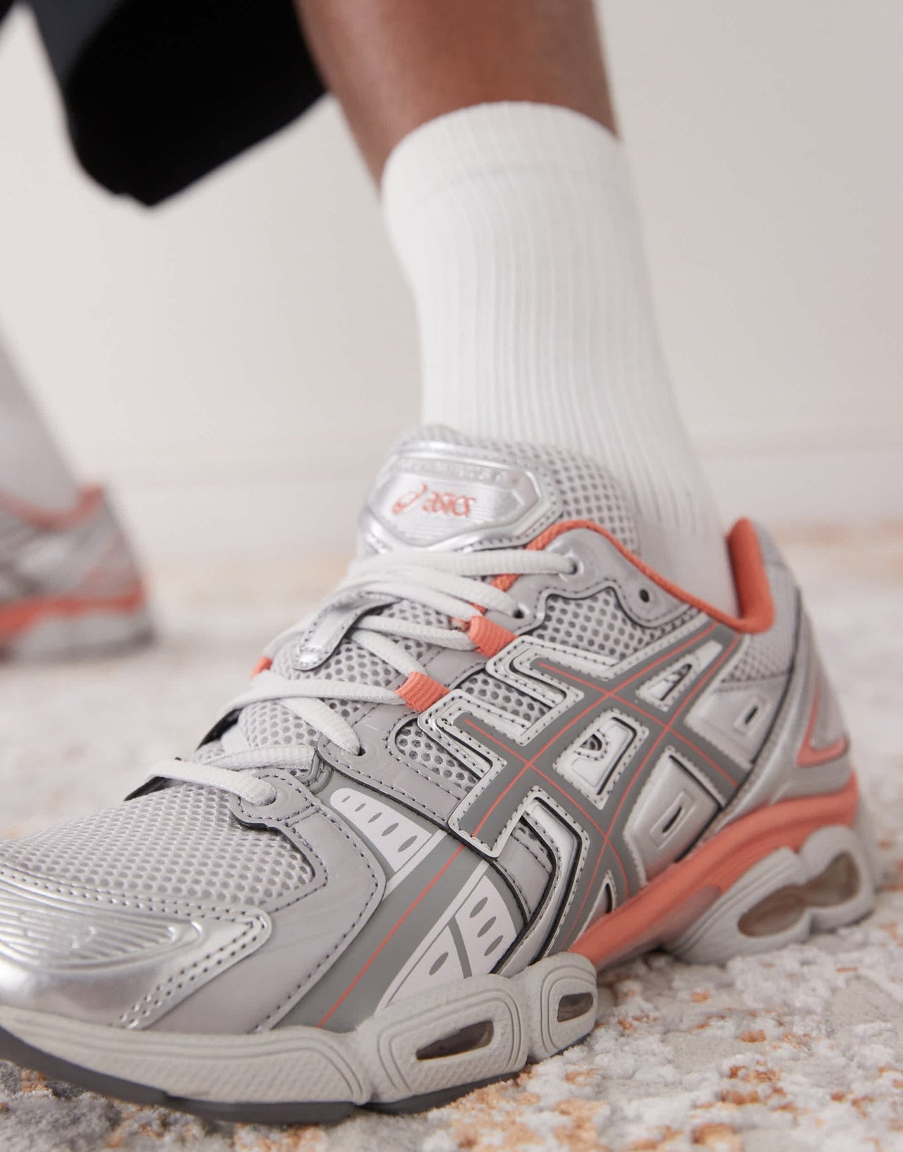 Asics Gel-Nimbus 9 trainers in cloud grey and clay grey - ASOS Sample Sale