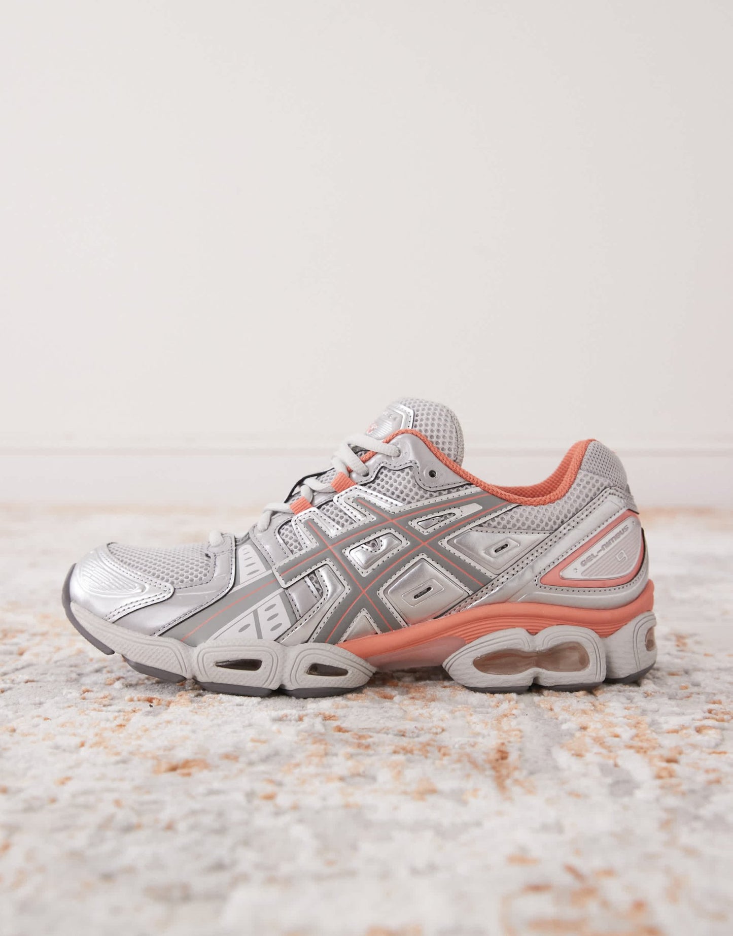 Asics Gel-Nimbus 9 trainers in cloud grey and clay grey - ASOS Sample Sale