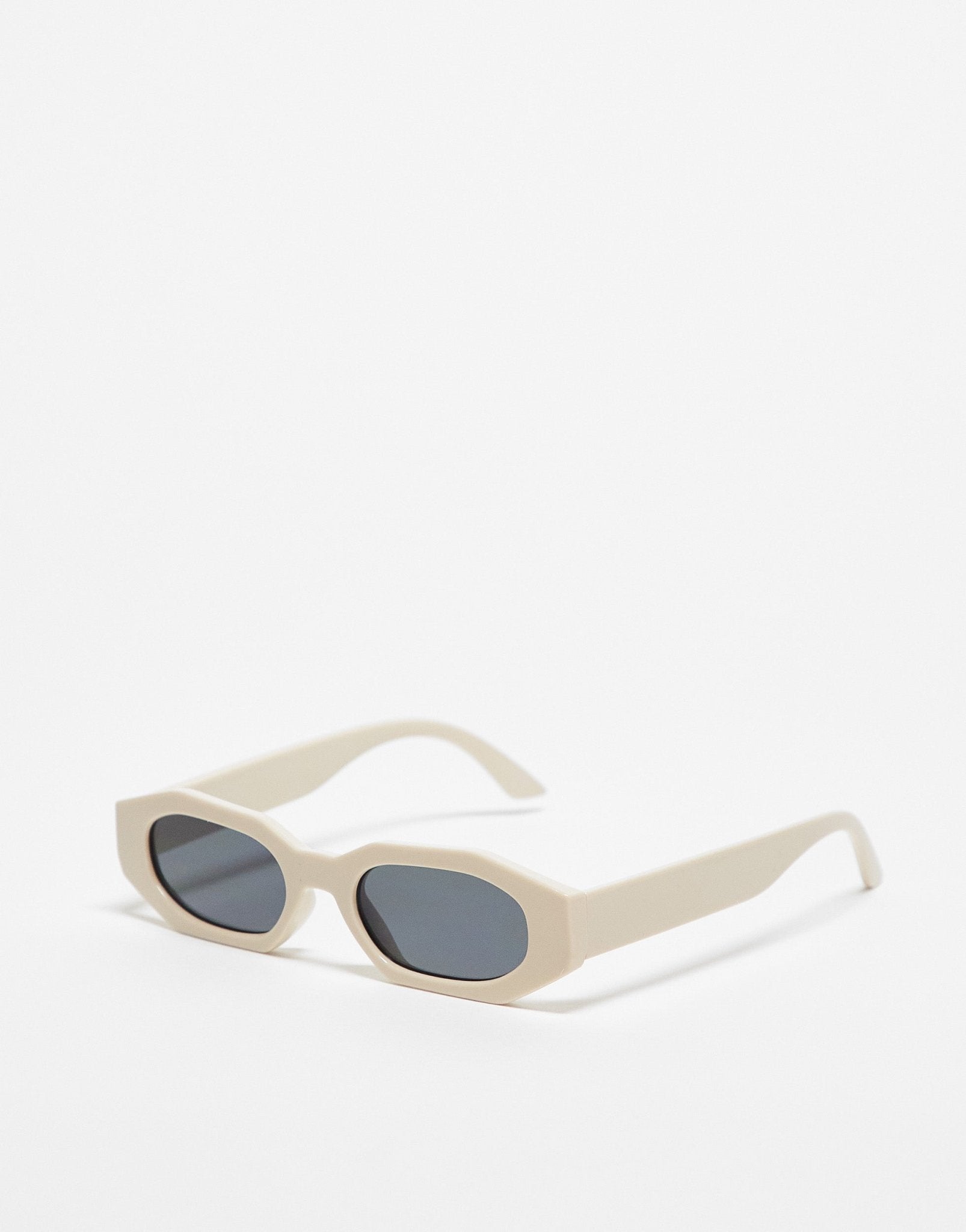 ASOS DESIGN angled sunglasses with ecru frame and smoke lens - ASOS Sample Sale