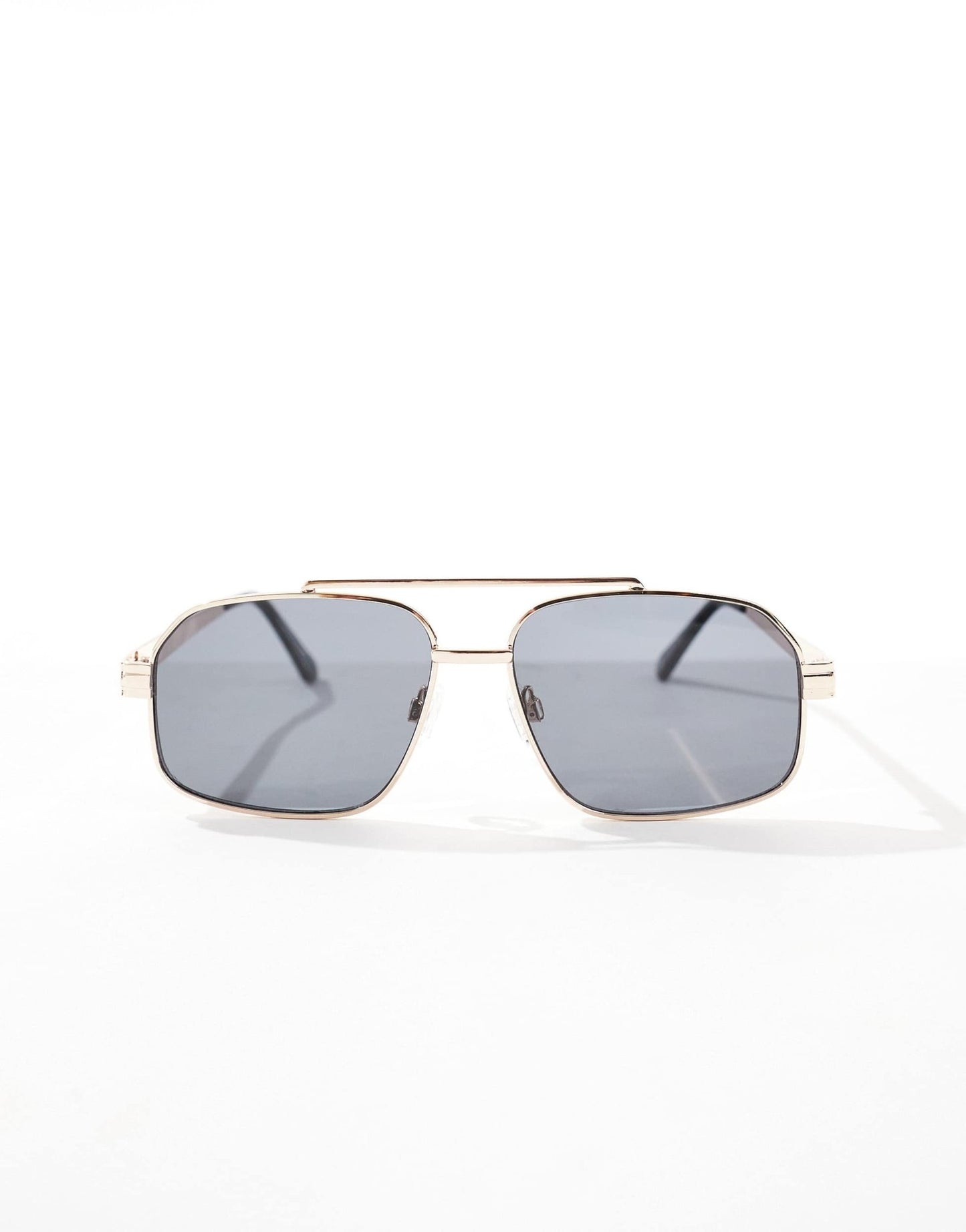 ASOS DESIGN aviator sunglasses with black smoke lens and gold metal frame - ASOS Sample Sale