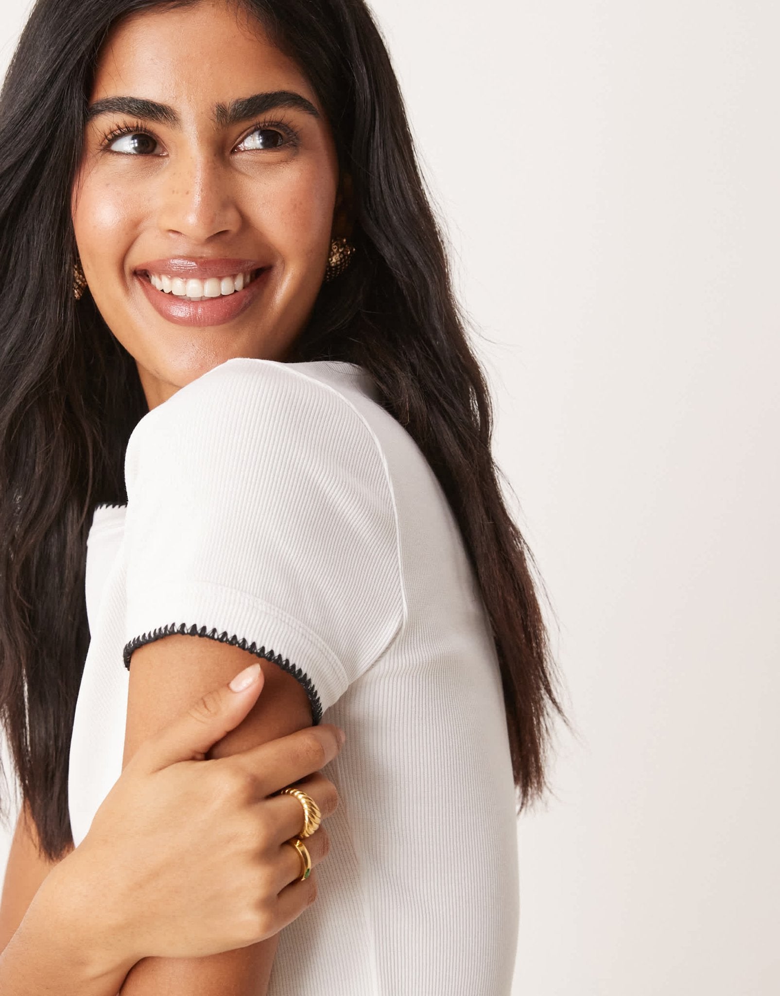 ASOS DESIGN babytee with blanket stitch detail in white - ASOS Sample Sale