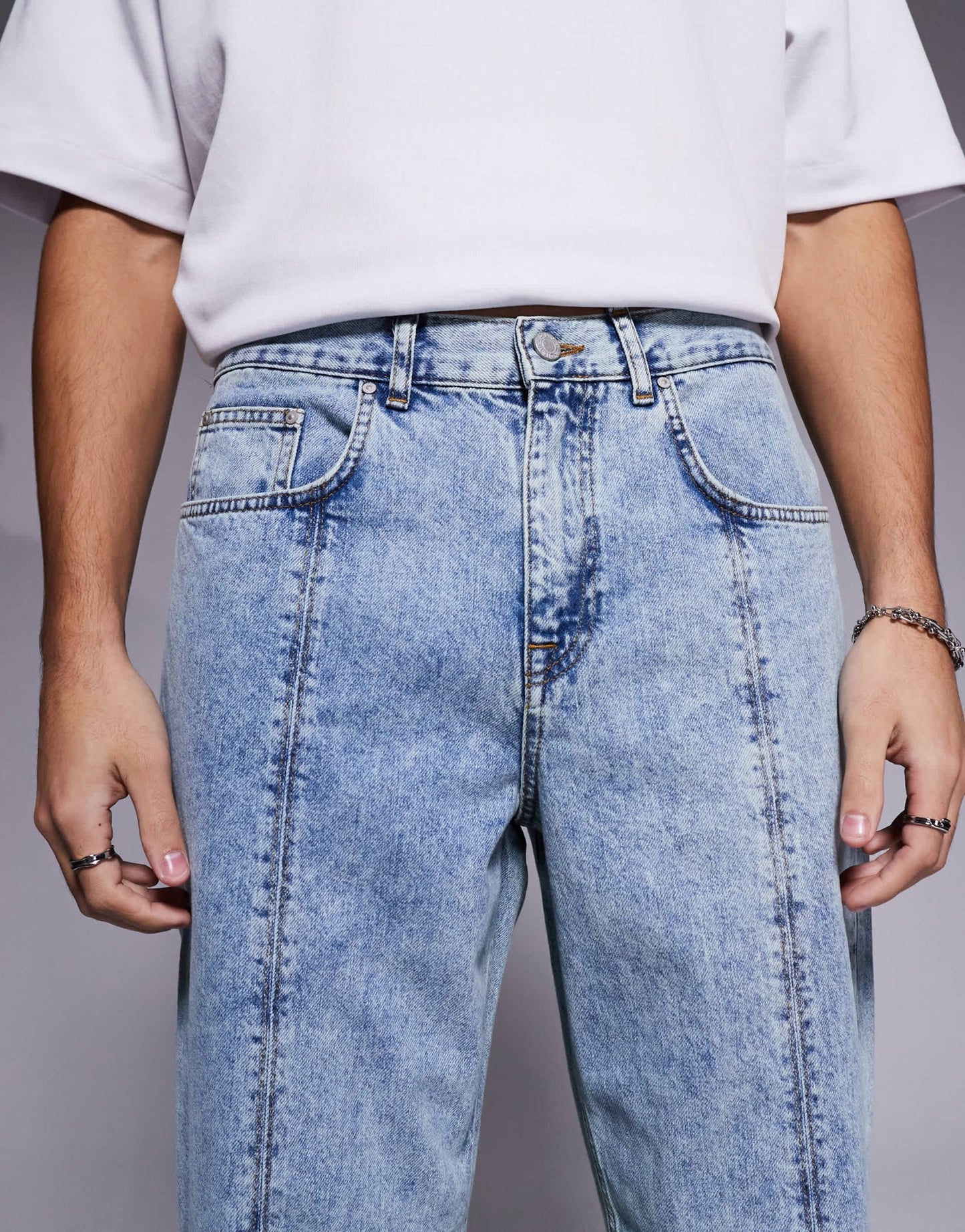 ASOS DESIGN baggy jeans in vintage light wash blue - ASOS Sample Sale