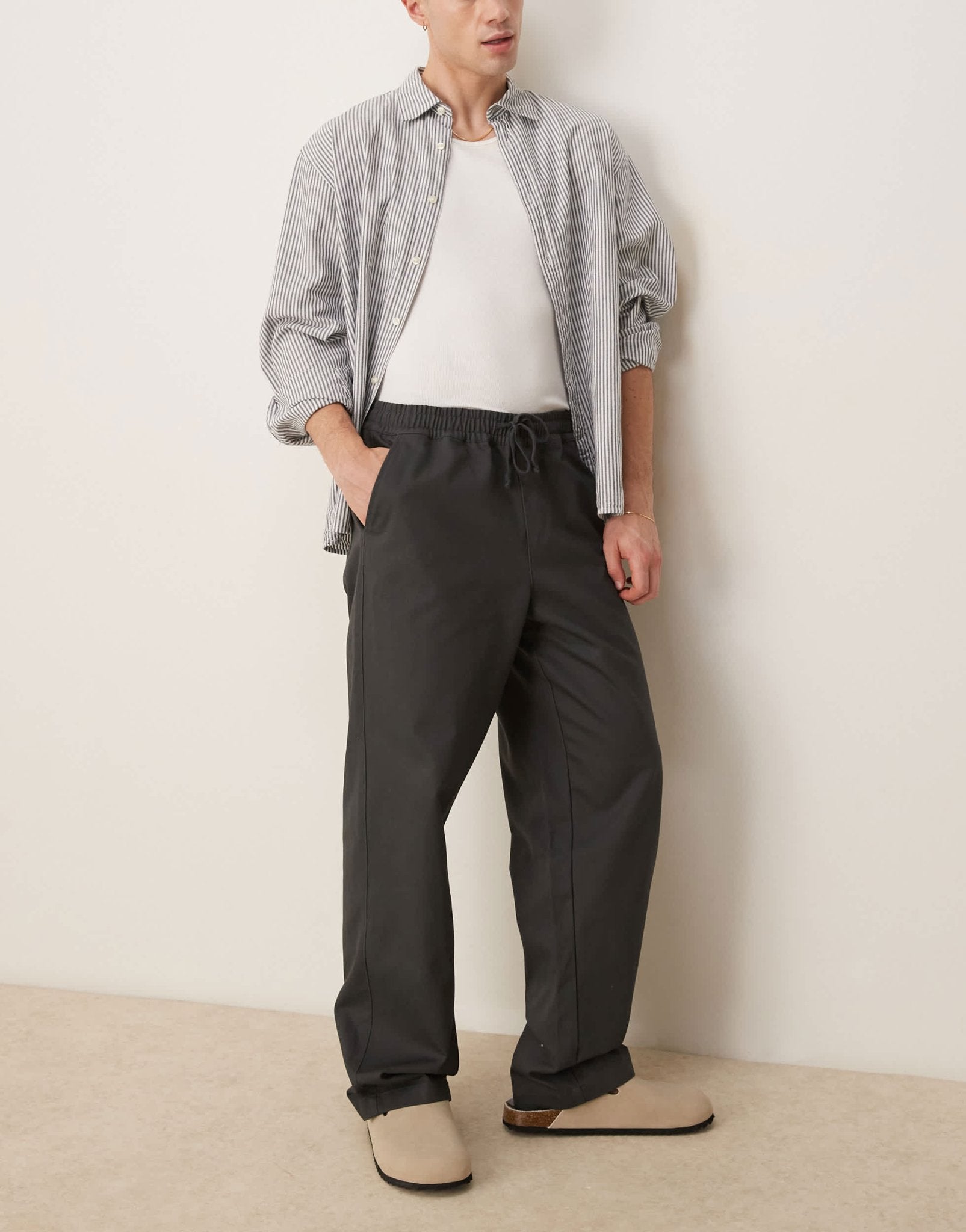 ASOS DESIGN baggy pull on trouser in charcoal grey - ASOS Sample Sale
