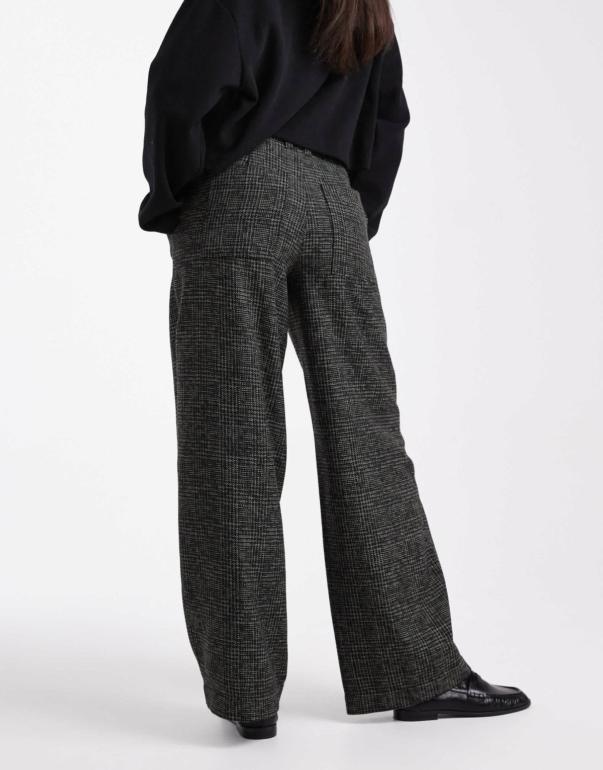 ASOS DESIGN barrel leg trousers with seam detail in textured check in mono - ASOS Sample Sale