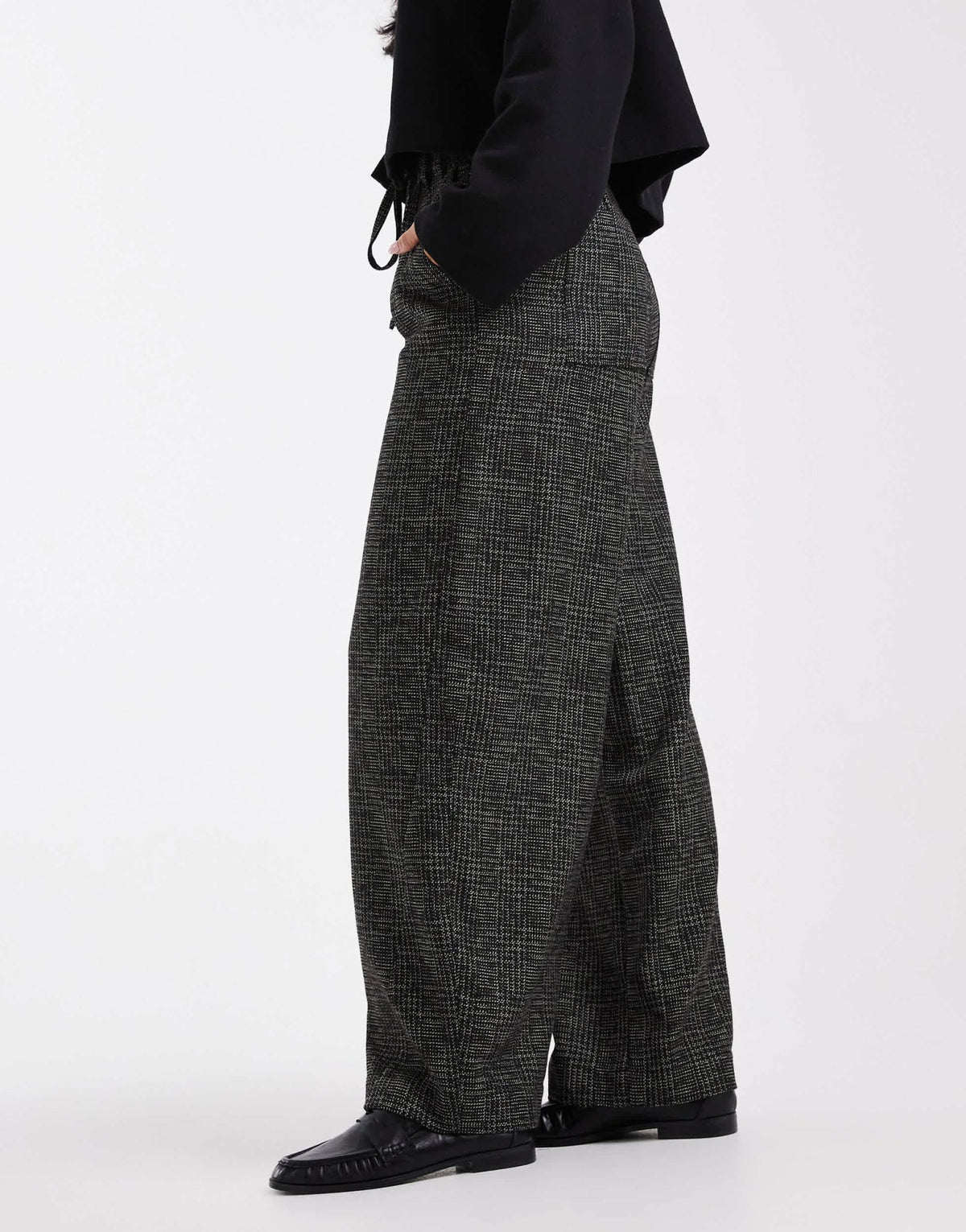 ASOS DESIGN barrel leg trousers with seam detail in textured check in mono - ASOS Sample Sale