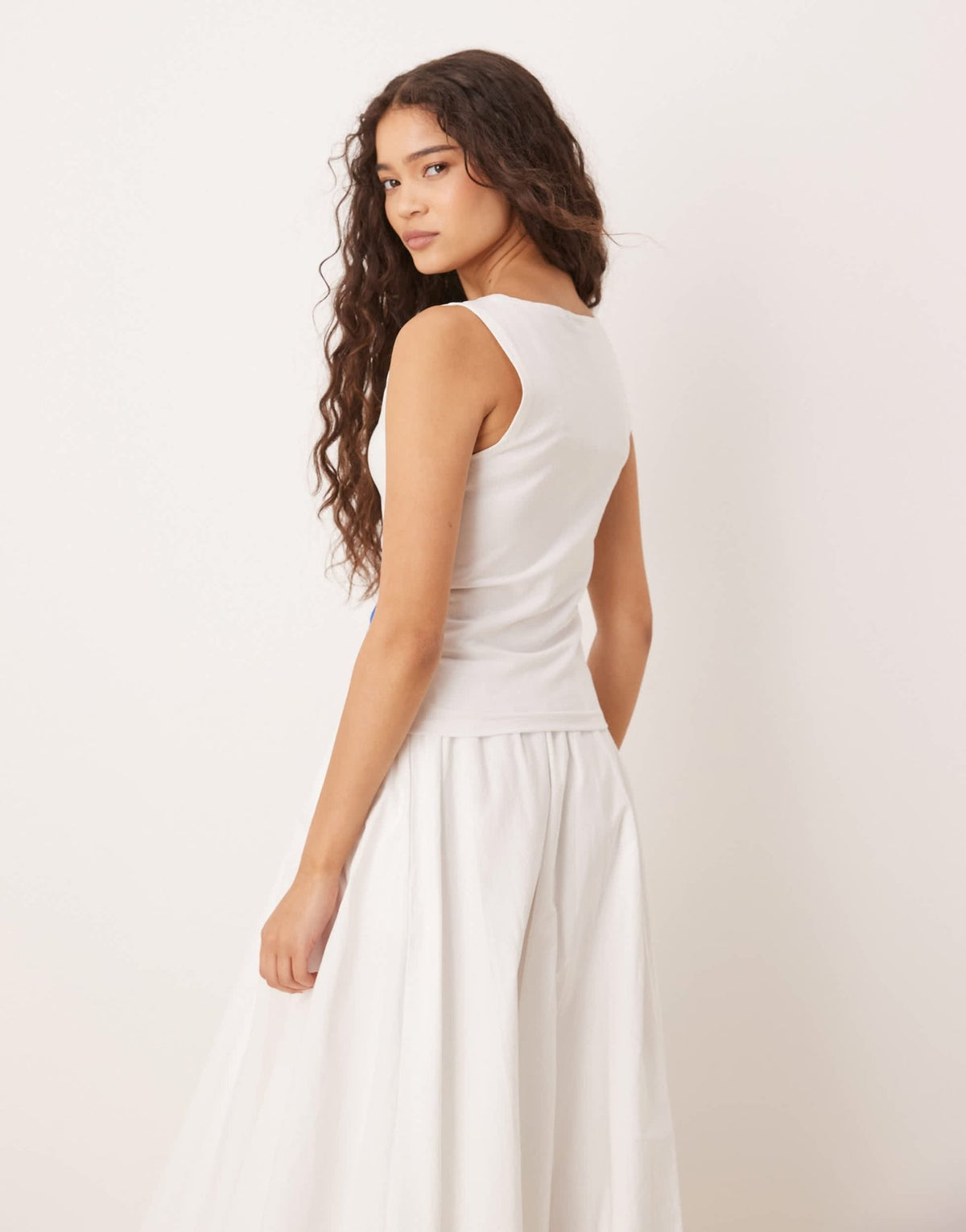 ASOS DESIGN boat neck tank with photographic floral in white - ASOS Sample Sale