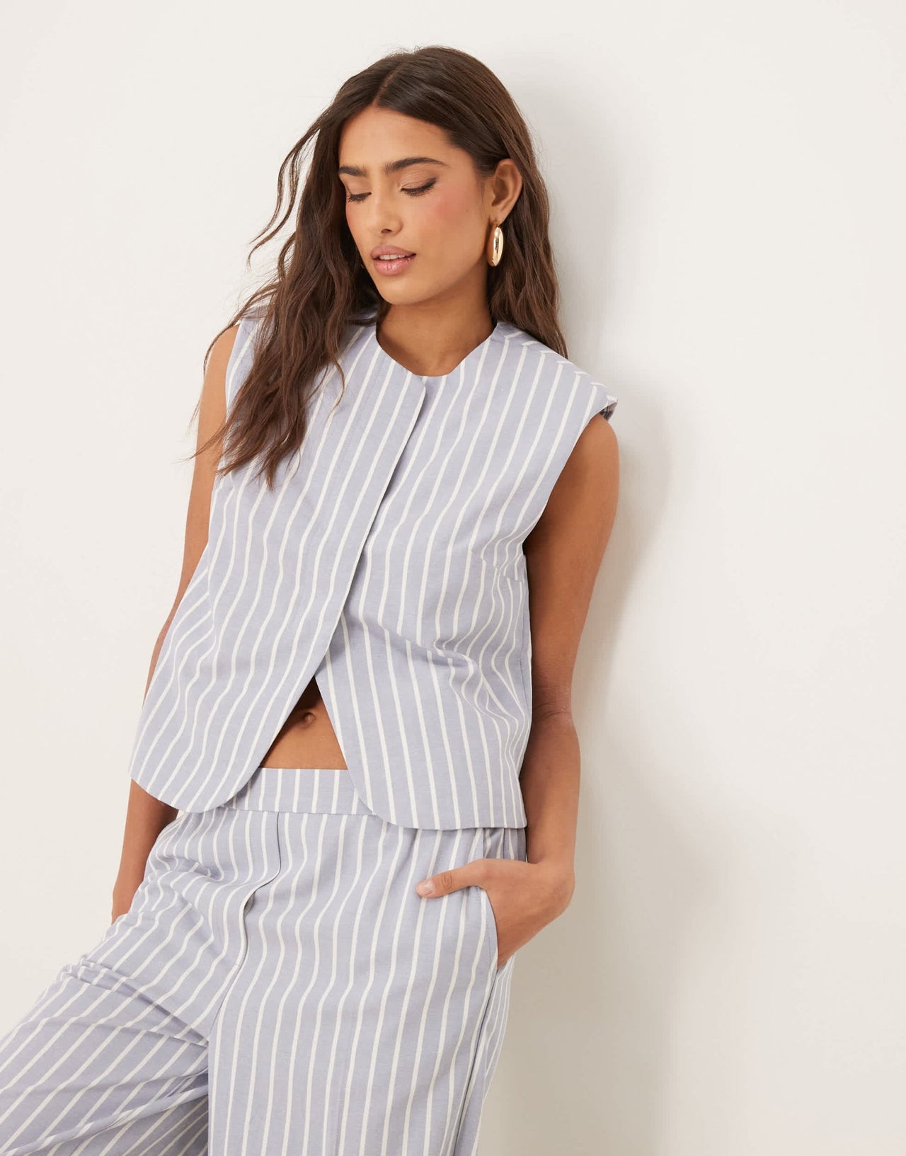 ASOS DESIGN boxy cutaway waistcoat with linen co-ord in blue and white stripe - ASOS Sample Sale