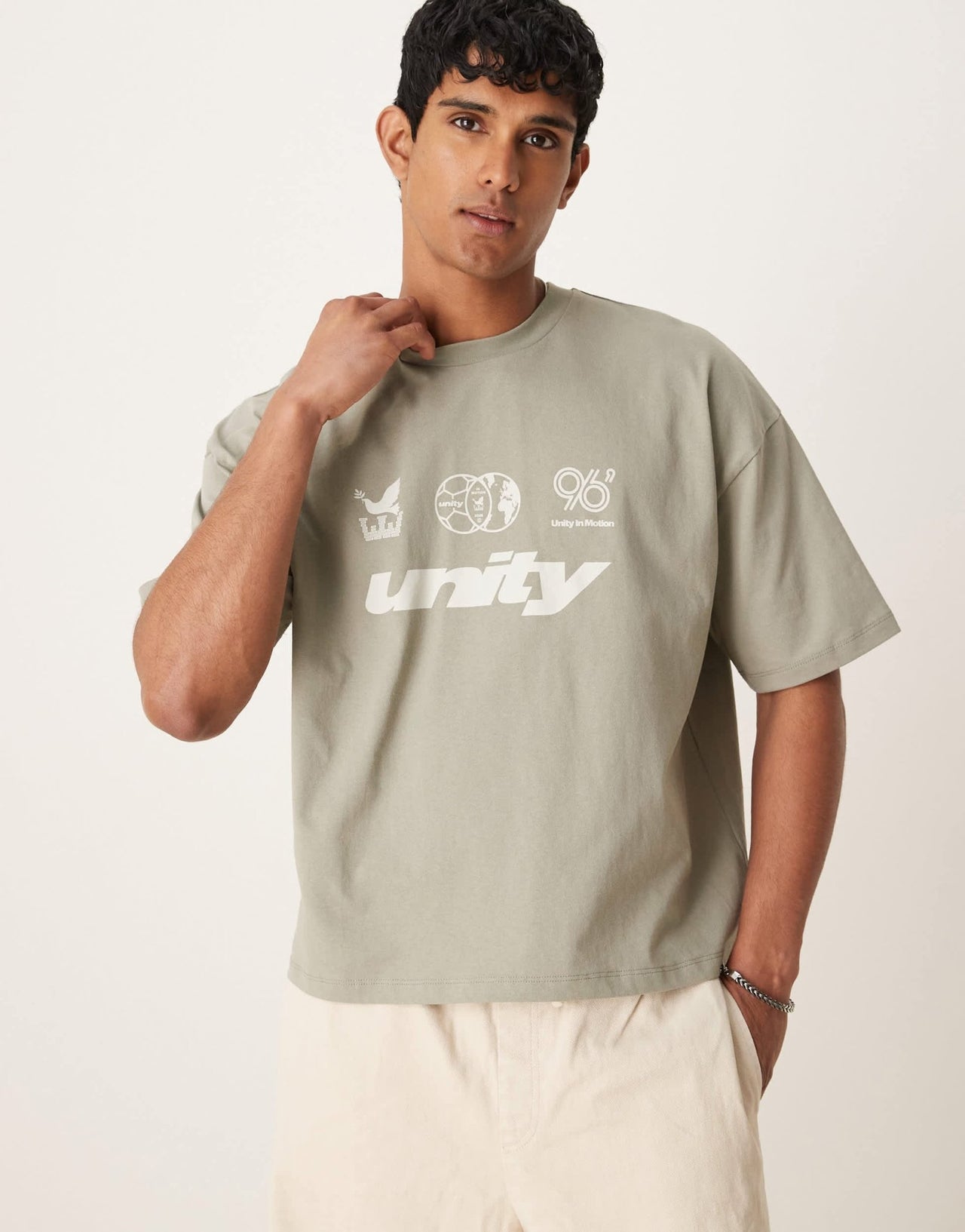 ASOS DESIGN boxy oversized t-shirt with front chest graphic in grey green - ASOS Sample Sale