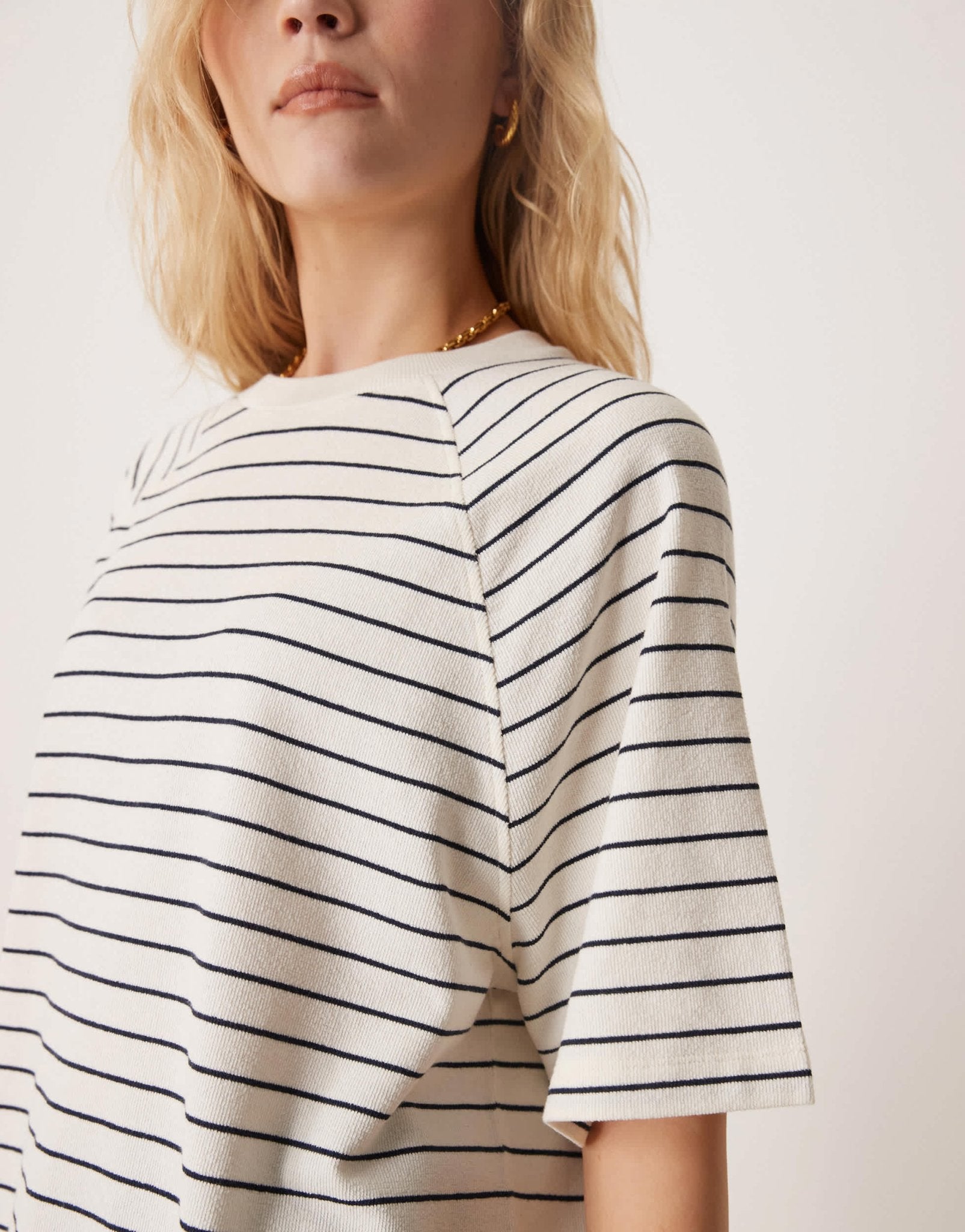 ASOS DESIGN boxy raglan sleeve t-shirt in vintage navy stripe - ASOS Sample Sale